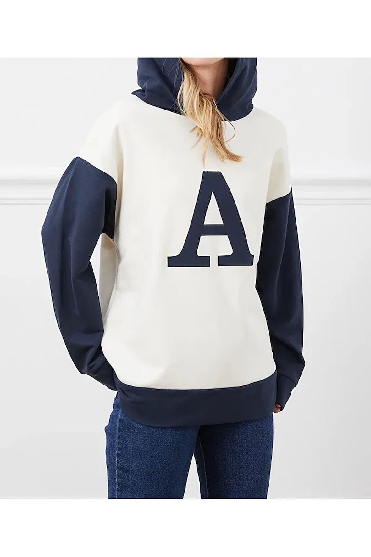 Kadın Baskılı Kapüşonlu Oversize Üç İplik Sweatshirt