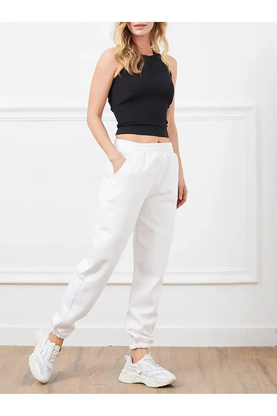 Kadın  Lastikli Paça Üç İplik Eşofman Altı