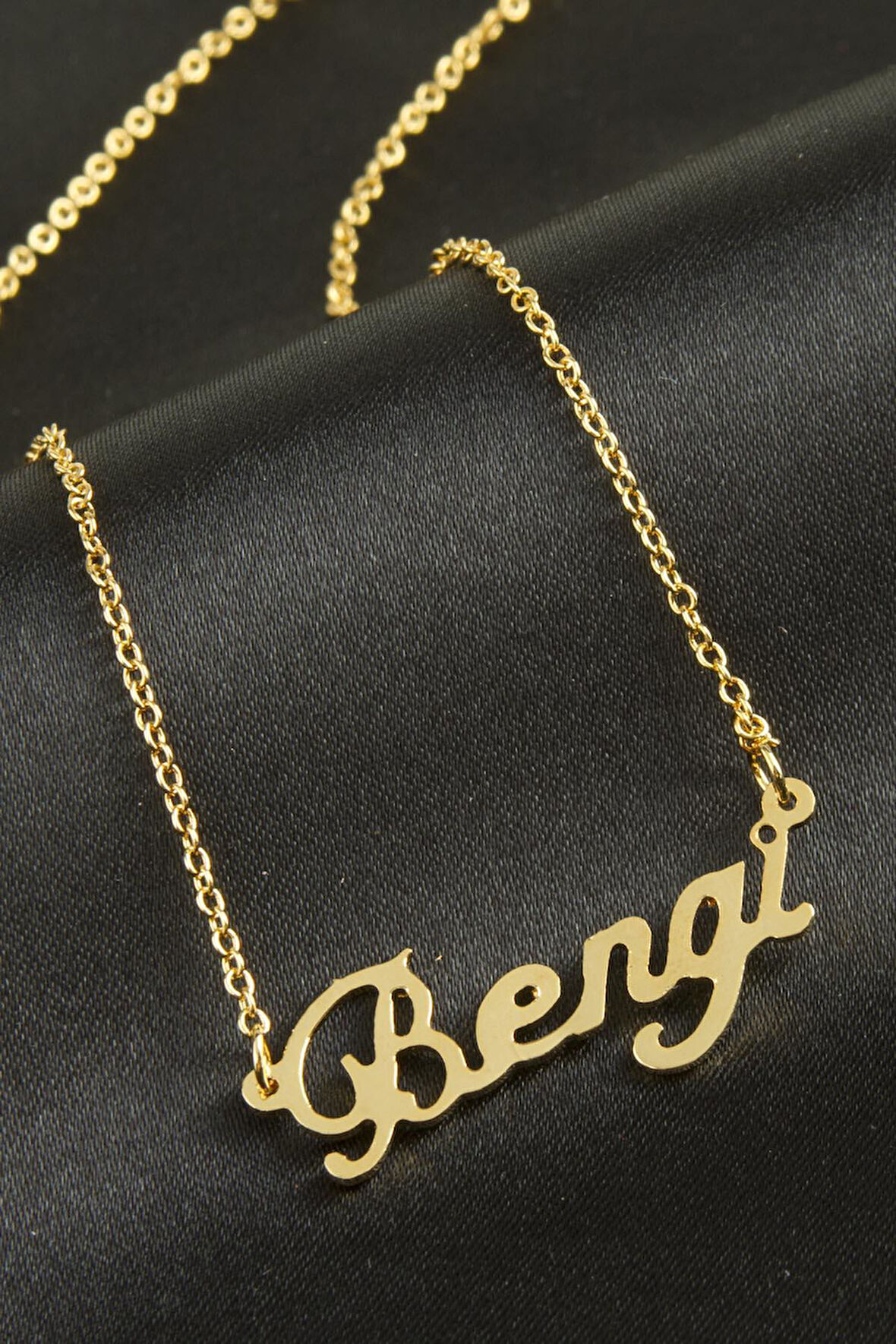 Bengi isimli kolye (Kişiye Özel)