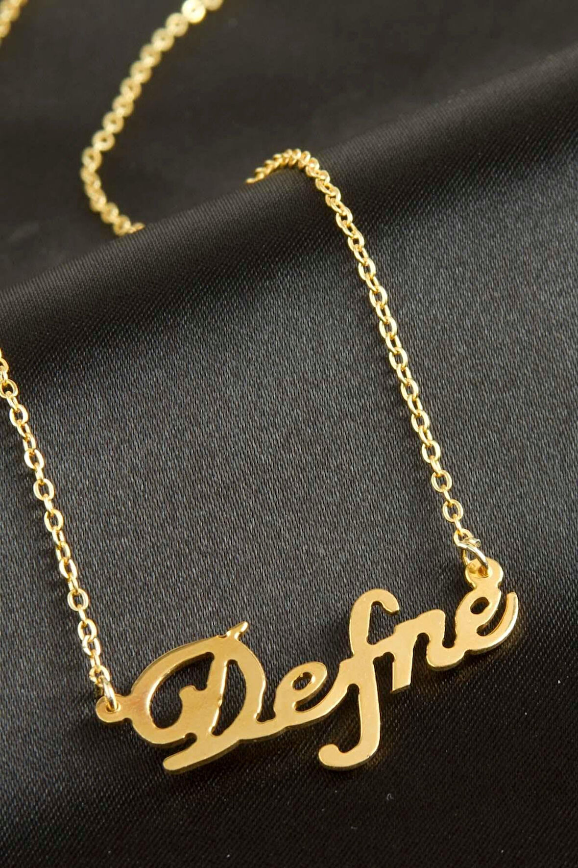 Defne isimli kolye (Kişiye Özel)