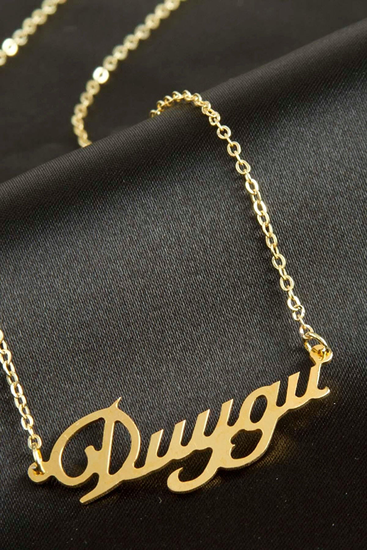 Duygu isimli kolye (Kişiye Özel)