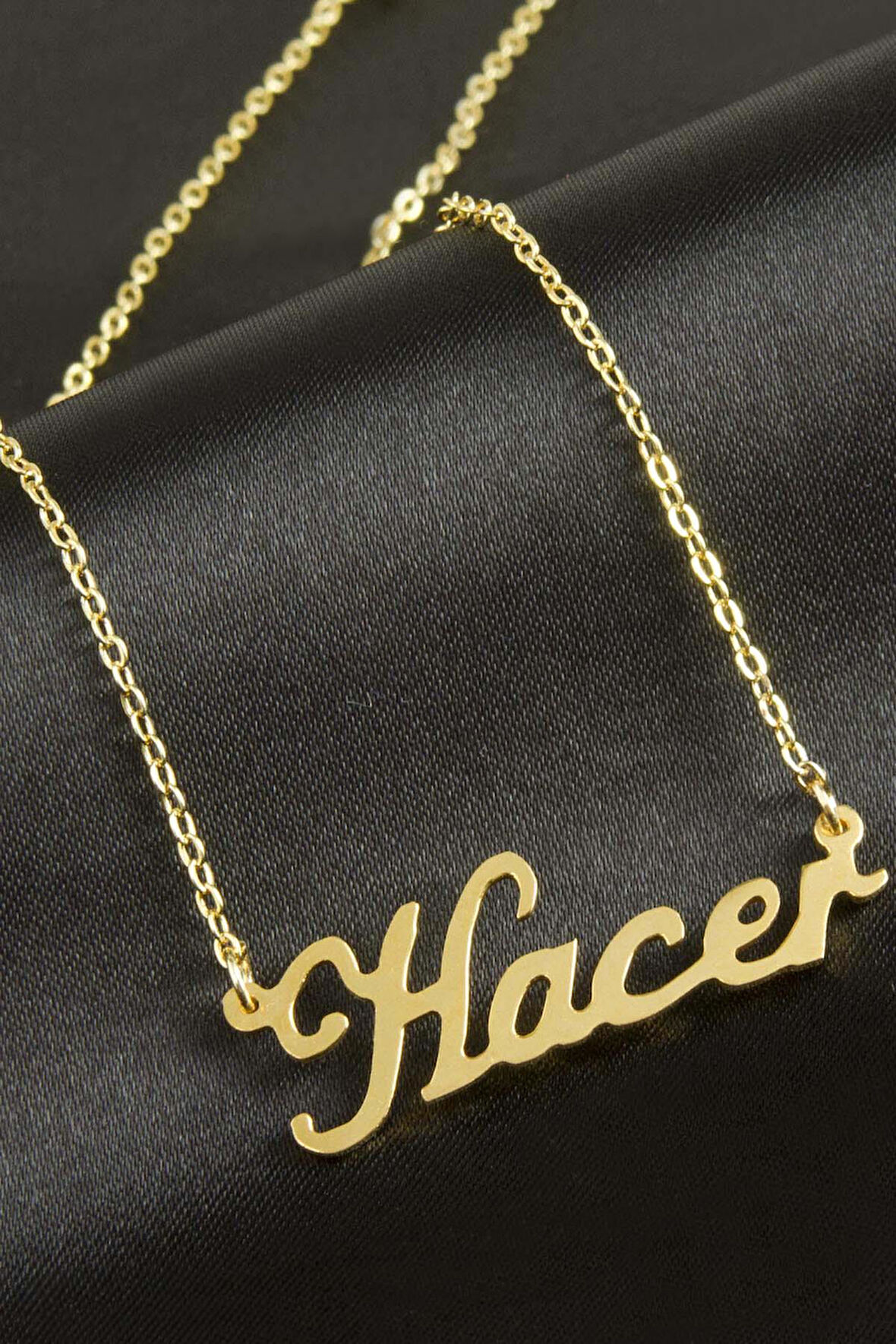 Hacer isimli kolye (Kişiye Özel)