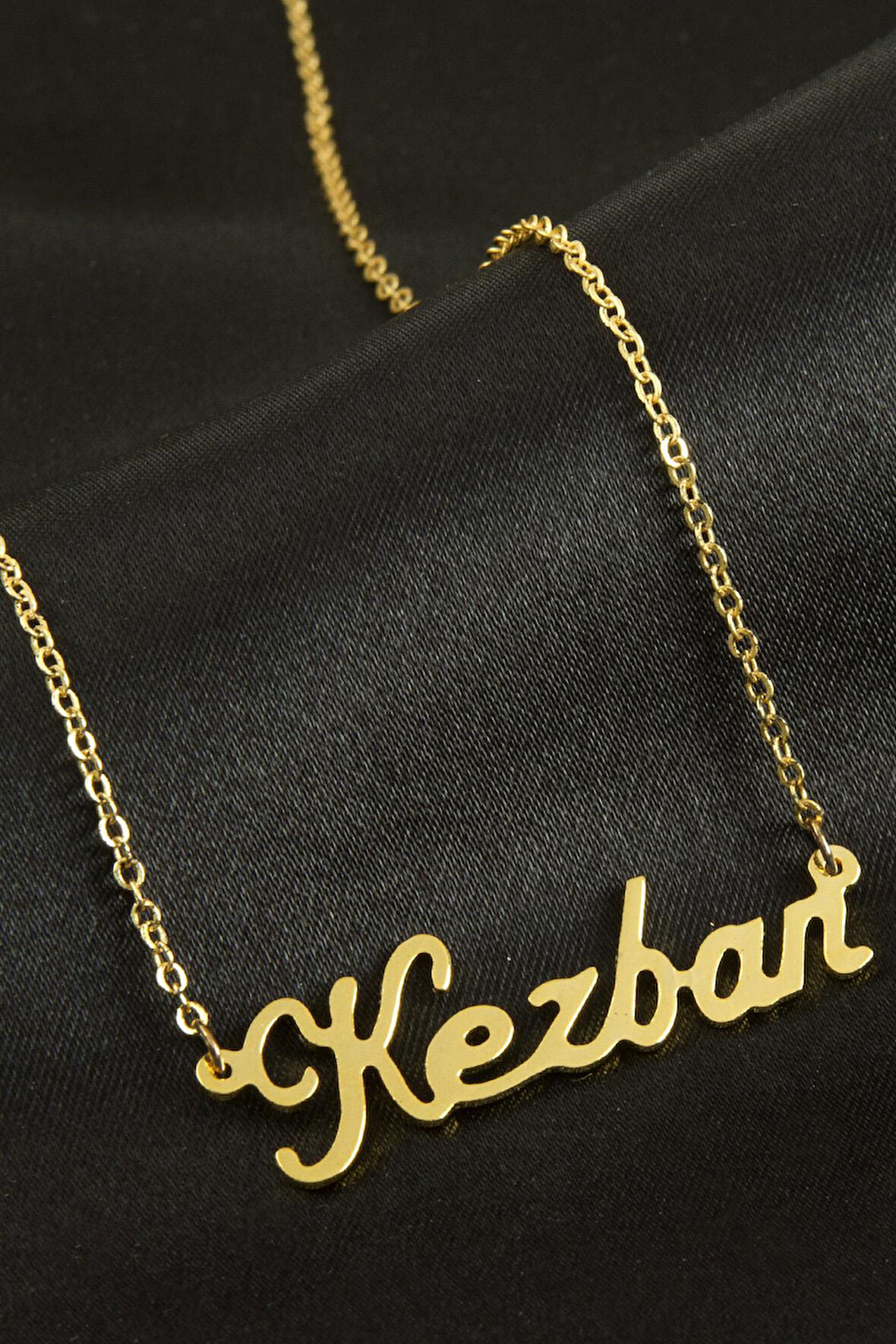 Kezban isimli kolye (Kişiye Özel)