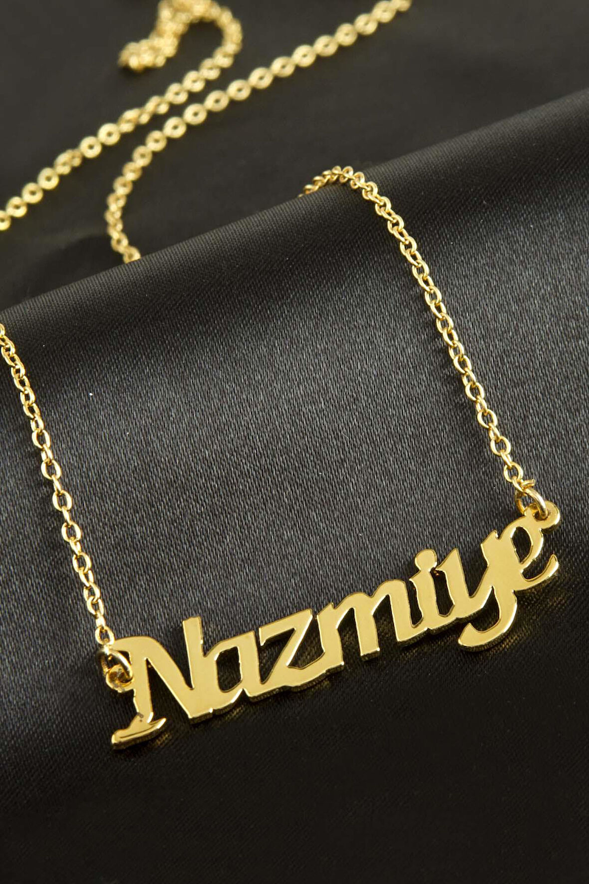 Nazmiye isimli kolye (Kişiye Özel)