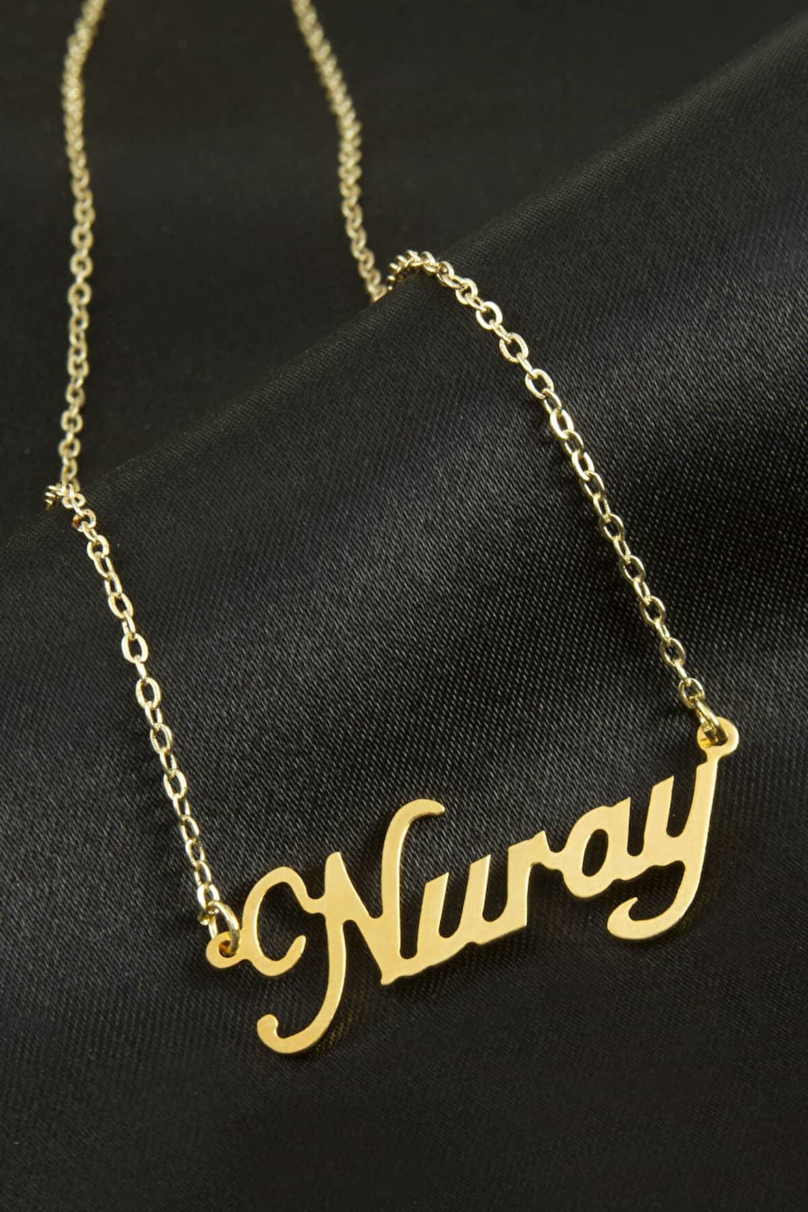 Nuray isimli kolye (Kişiye Özel)