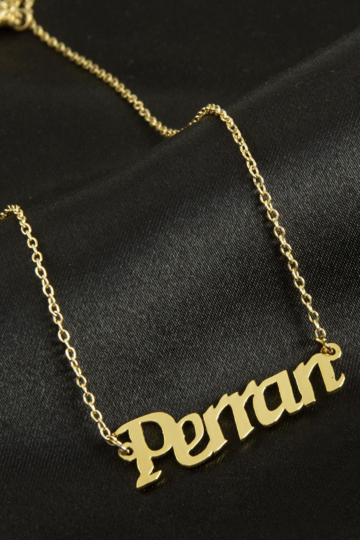 Perran isimli kolye (Kişiye Özel)