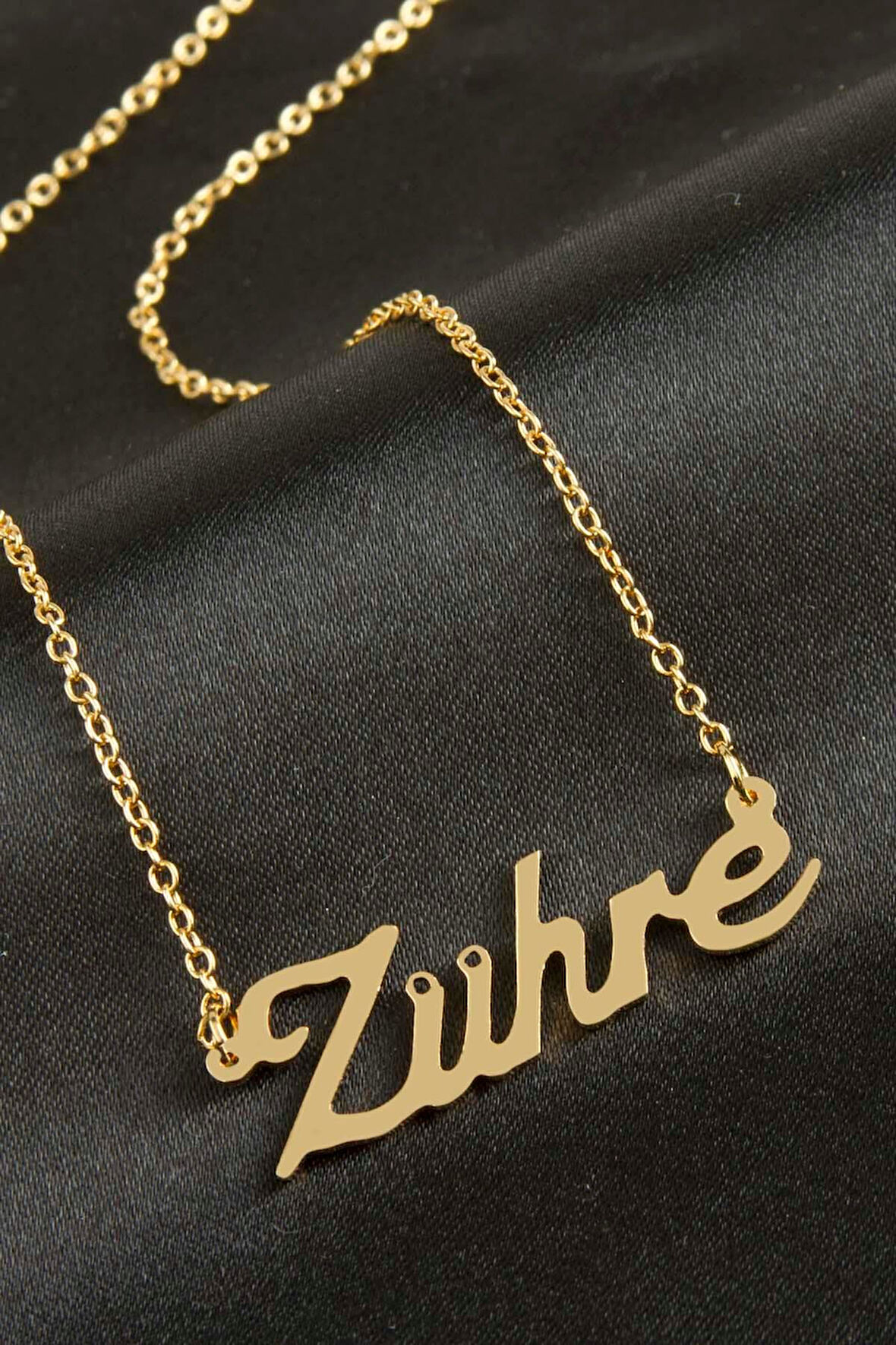 Zühre isimli kolye (Kişiye Özel)
