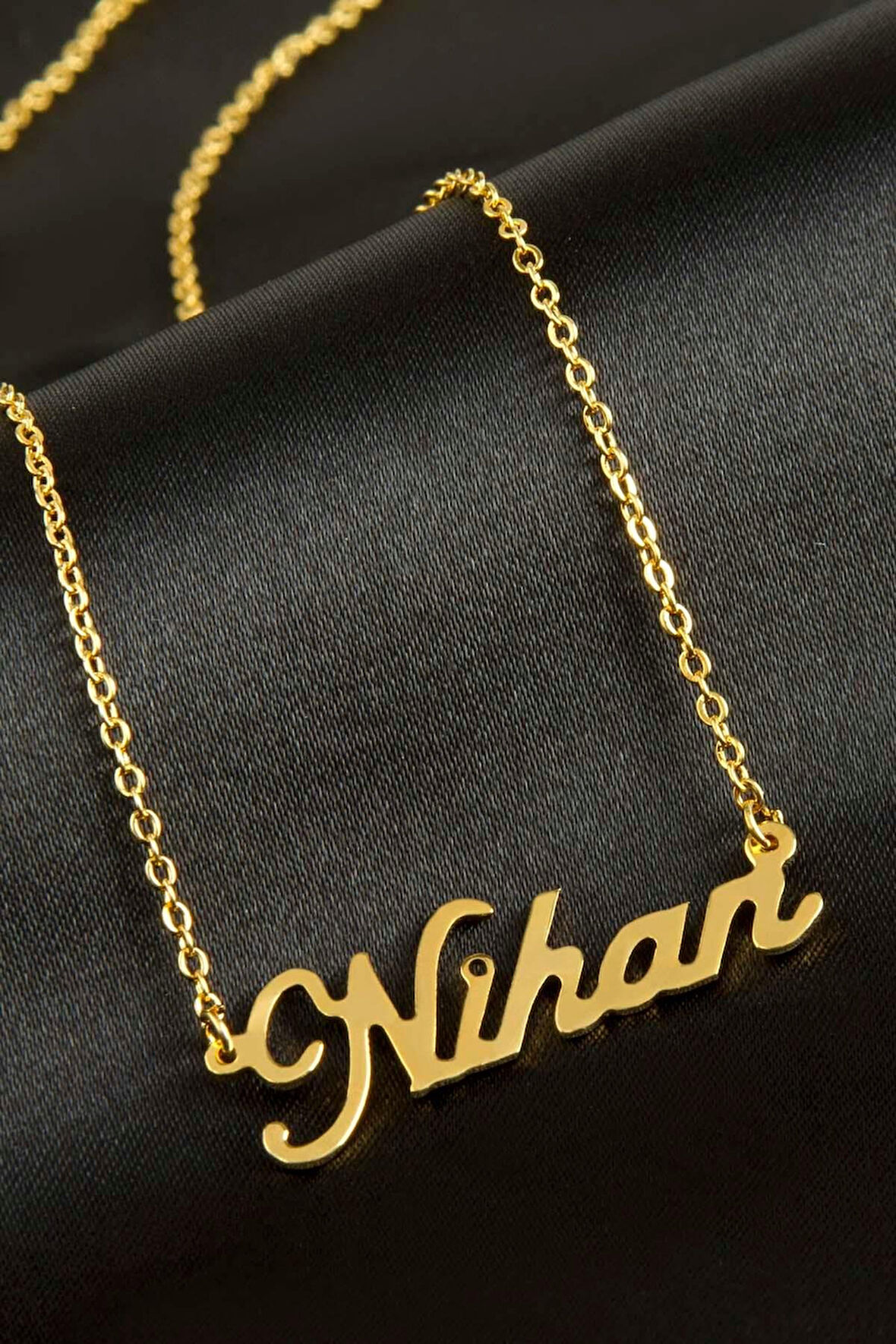 Nihan isimli kolye (Kişiye Özel)