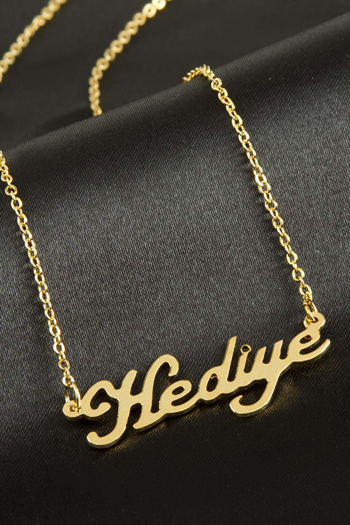 Hediye isimli kolye (Kişiye Özel)