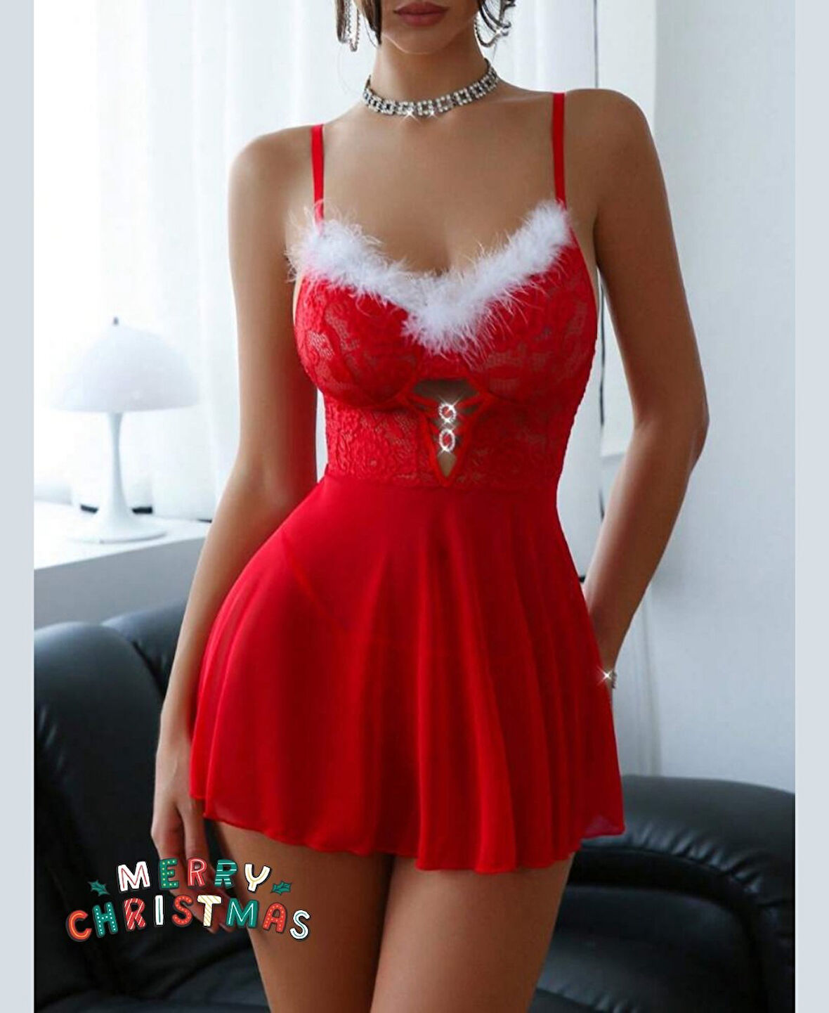 Intive Yılbaşı Koleksiyonu- Kırmızı Beyaz Önü Beyaz Tüy Detaylı Aksesuarlı Mini Gecelik