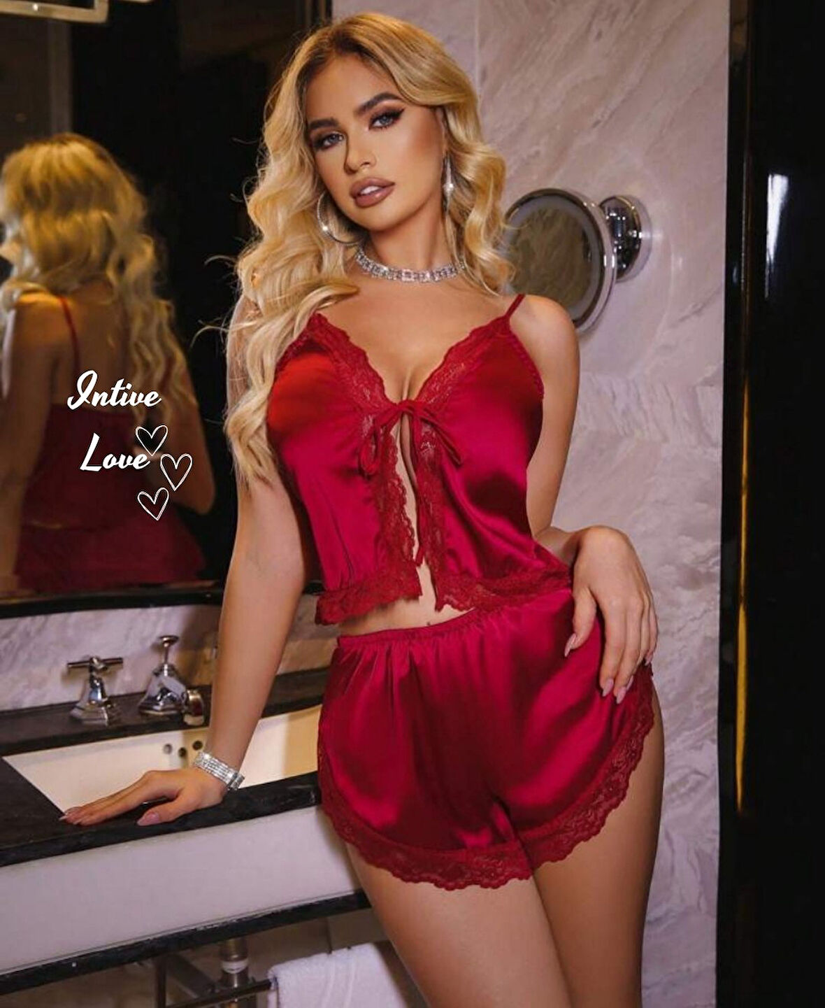 Intive Comfy Kırmızı Önden Bağlamalı Dantel Biyeli Mini Şort Büstiyer Şort