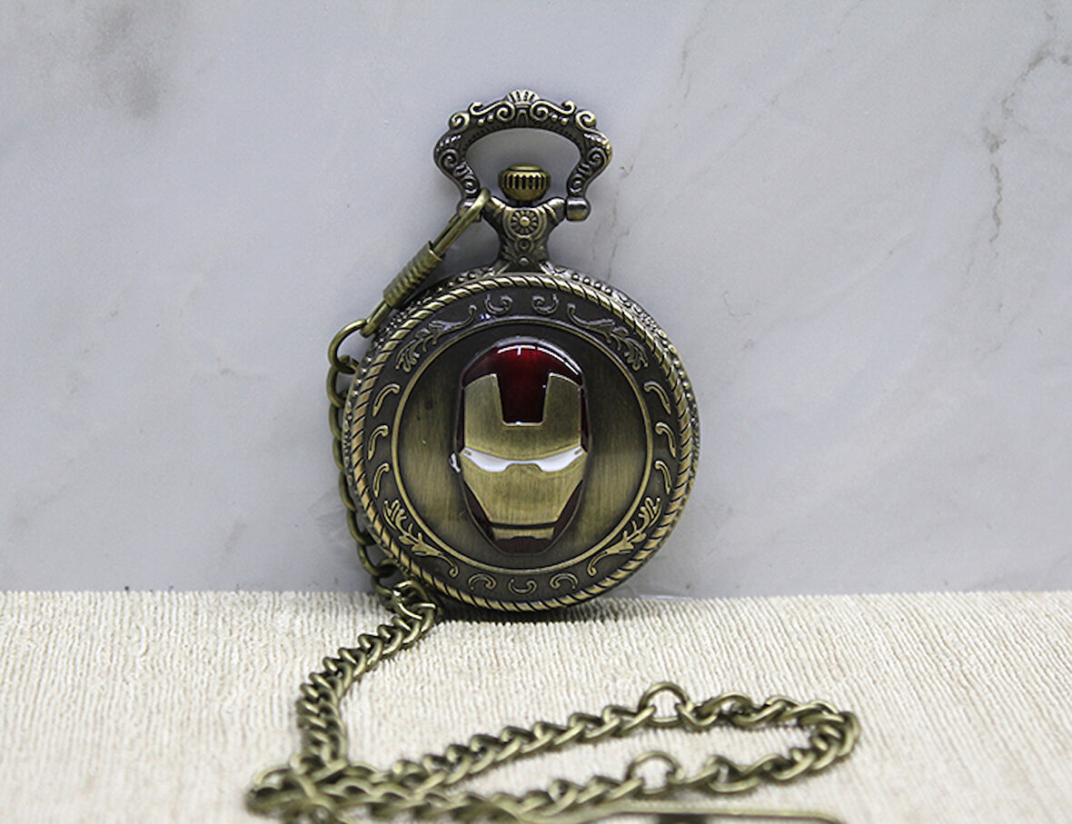 Iron Man Tasarımlı Köstekli Saat 