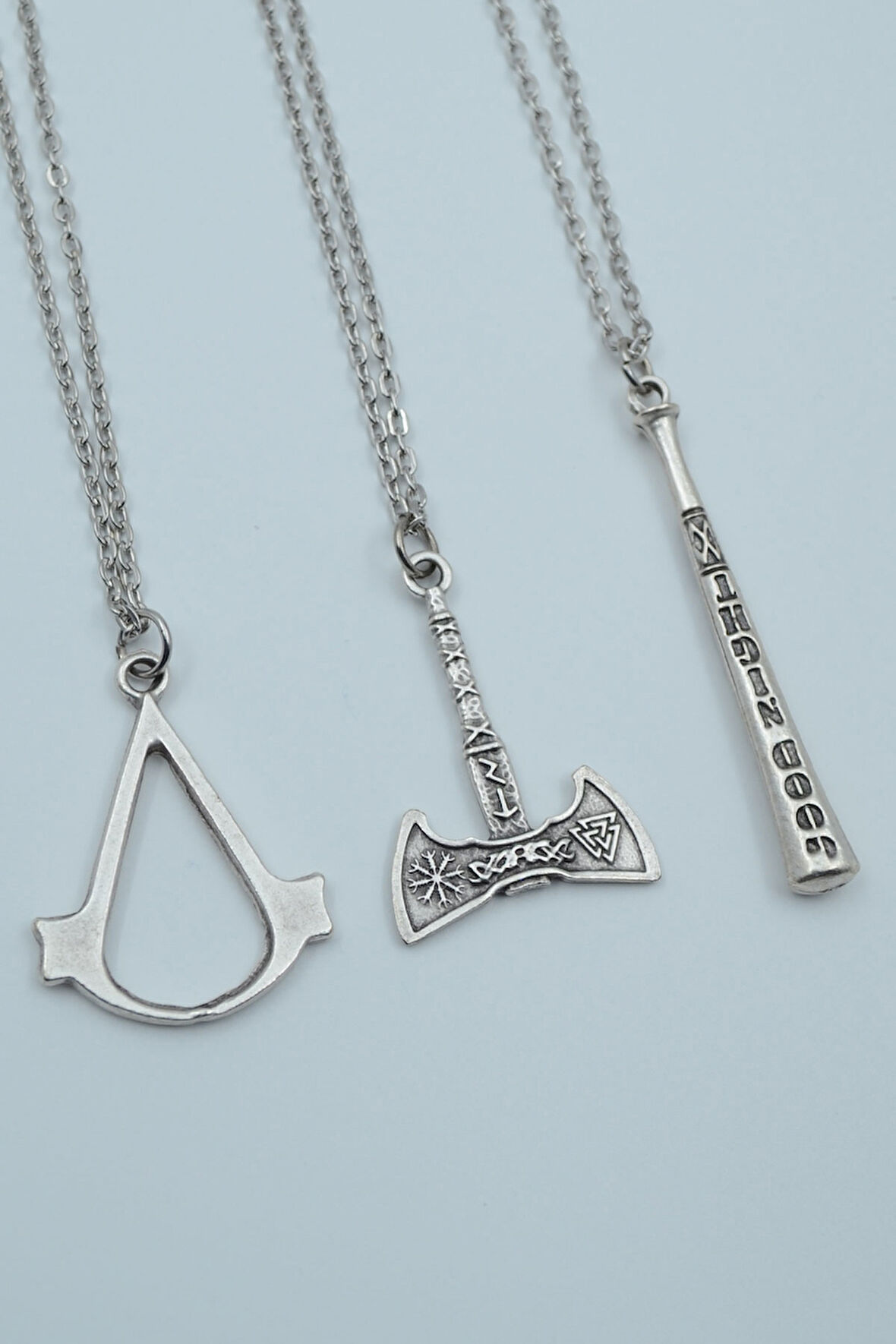 3'lü Assassin’s Creed Viking Balta Beyzbol Sopası Gümüş Kaplama Kolye Seti