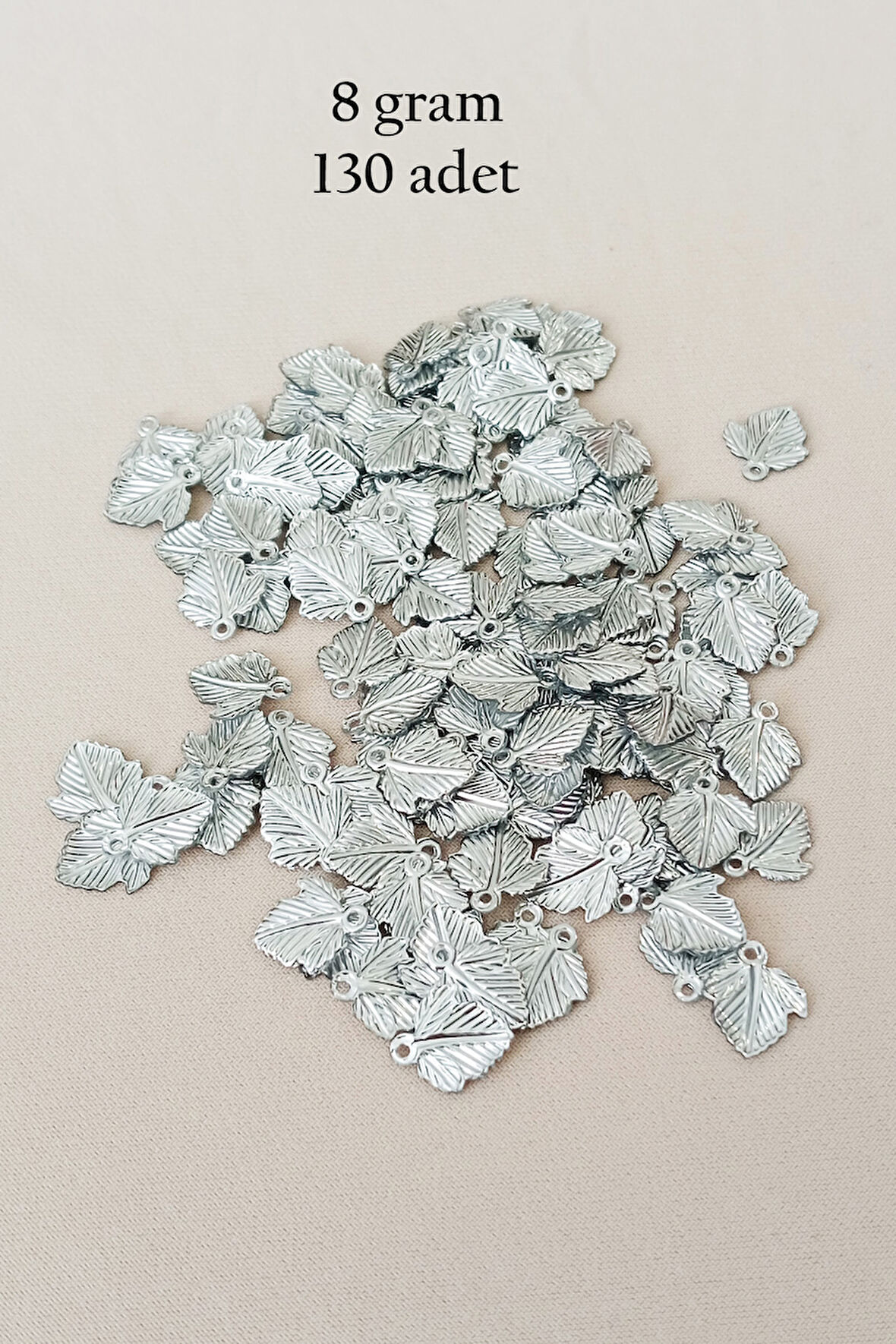 Oya Abiye Bileklik Kolye Pleksi Metalik Plastik Pul Gümüş Renk 8 gram 130 adet - BNC507
