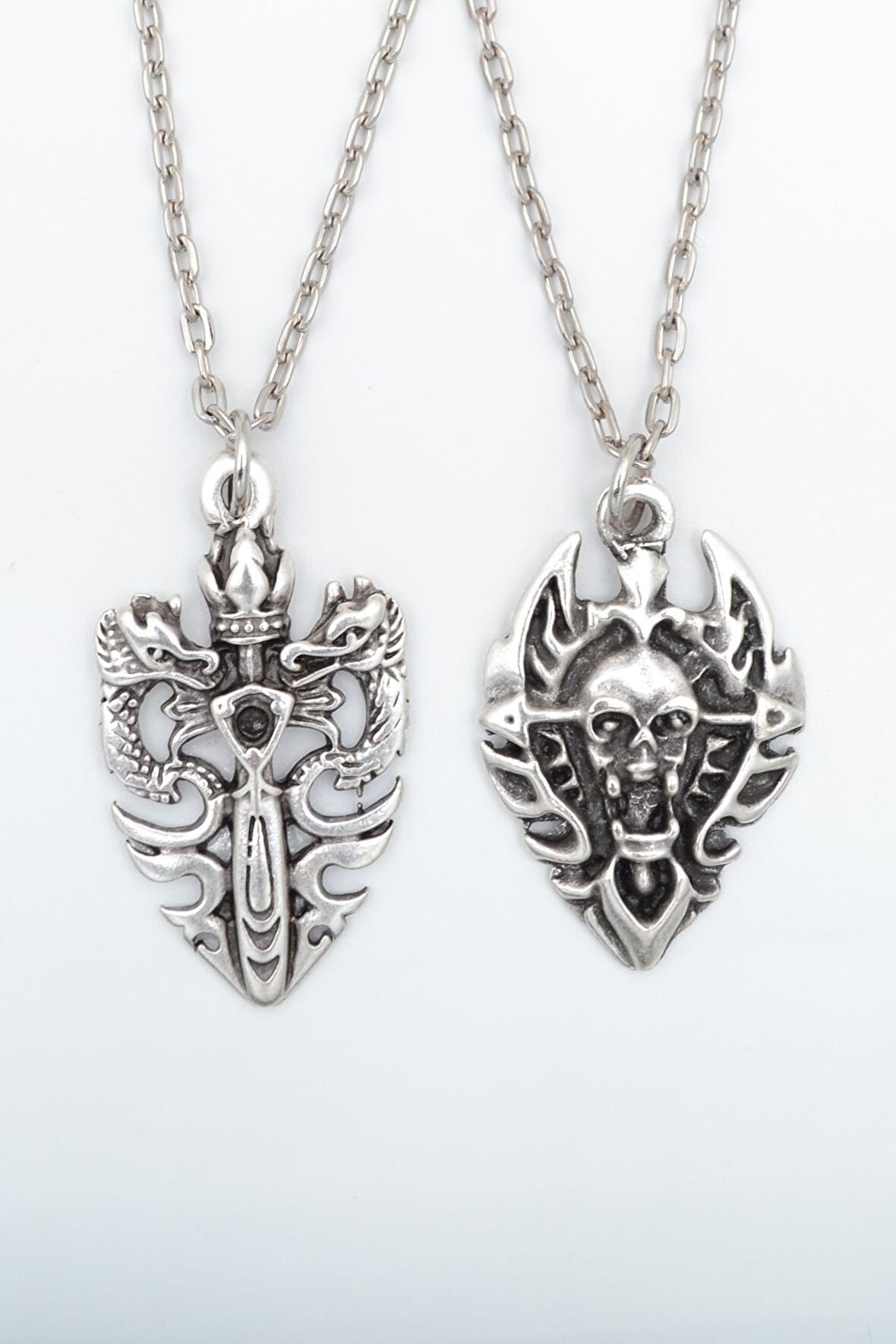 2'li Diablo  Şeytan Kalkan - Ejderha Kılıç Taç Erkek Kadın Kolye Seti 925 Ayar Gümüş Kaplama