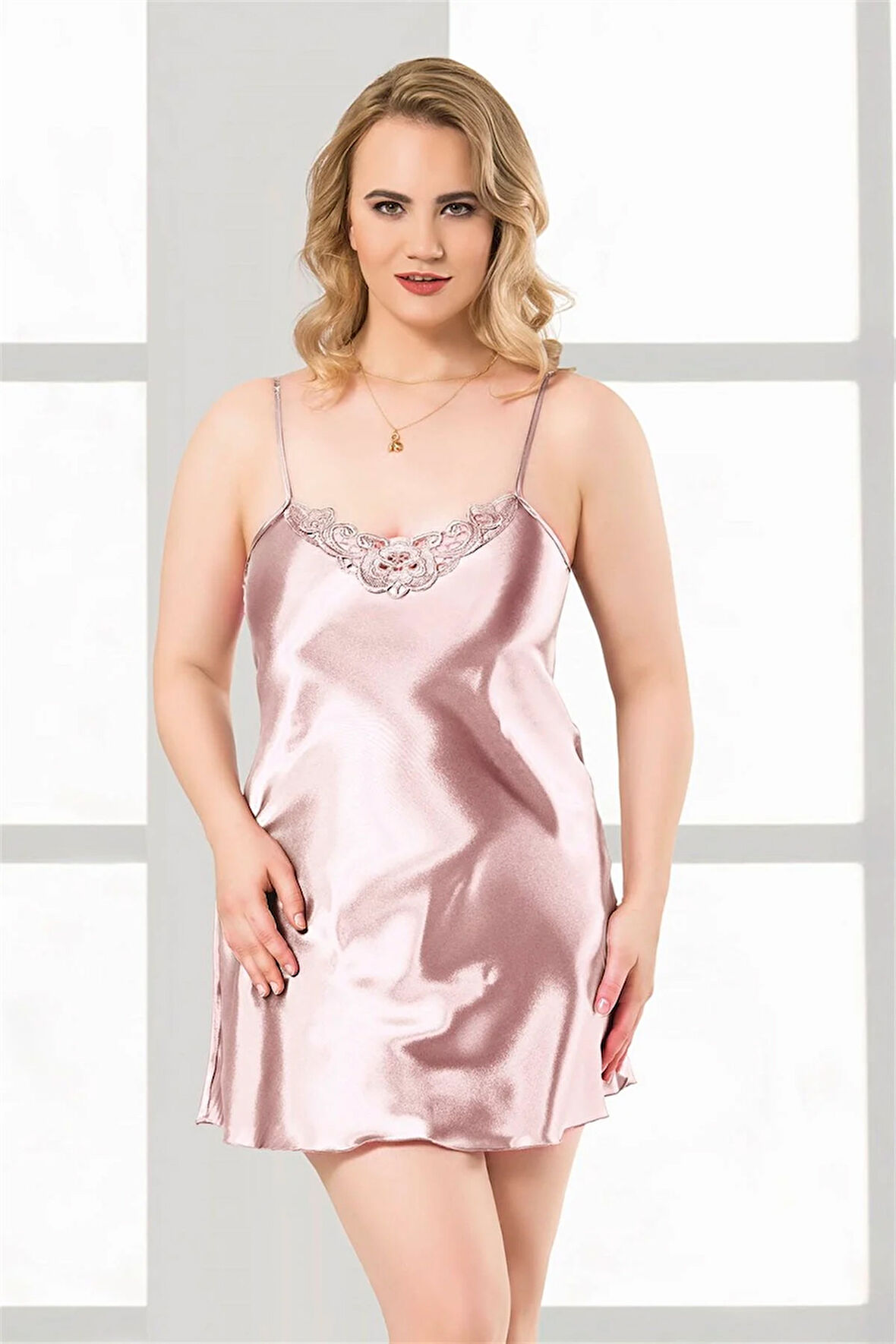 Arias Closet Büyük Beden Somon Kısa Saten Gecelik OZN-12404