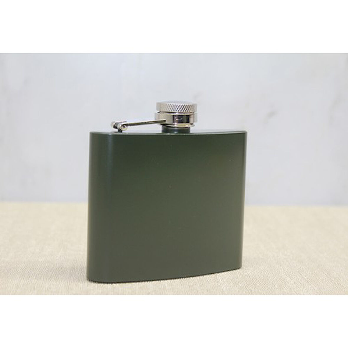 Periboia Tekli Haki 5 Oz Matara