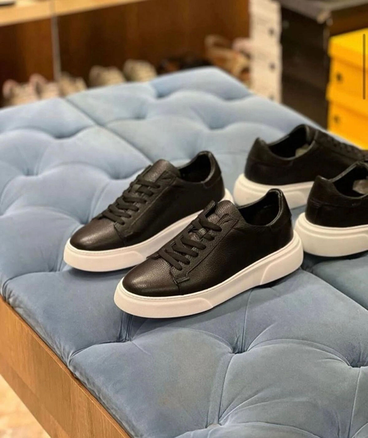 1090 SİYAHA BEYAZ HAKİKİ DERİ ERKEK SNEAKERS