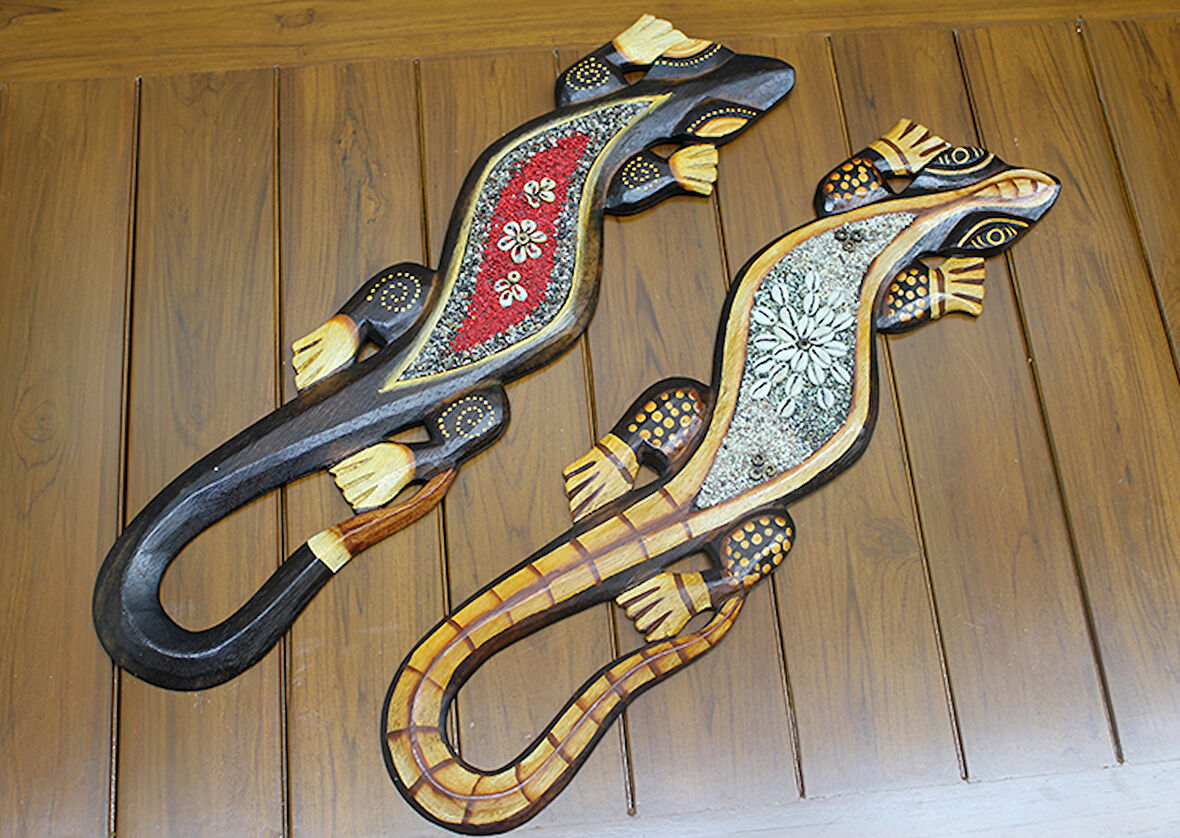 Ahşap Duvara Asmali Kertenkele Figürü 