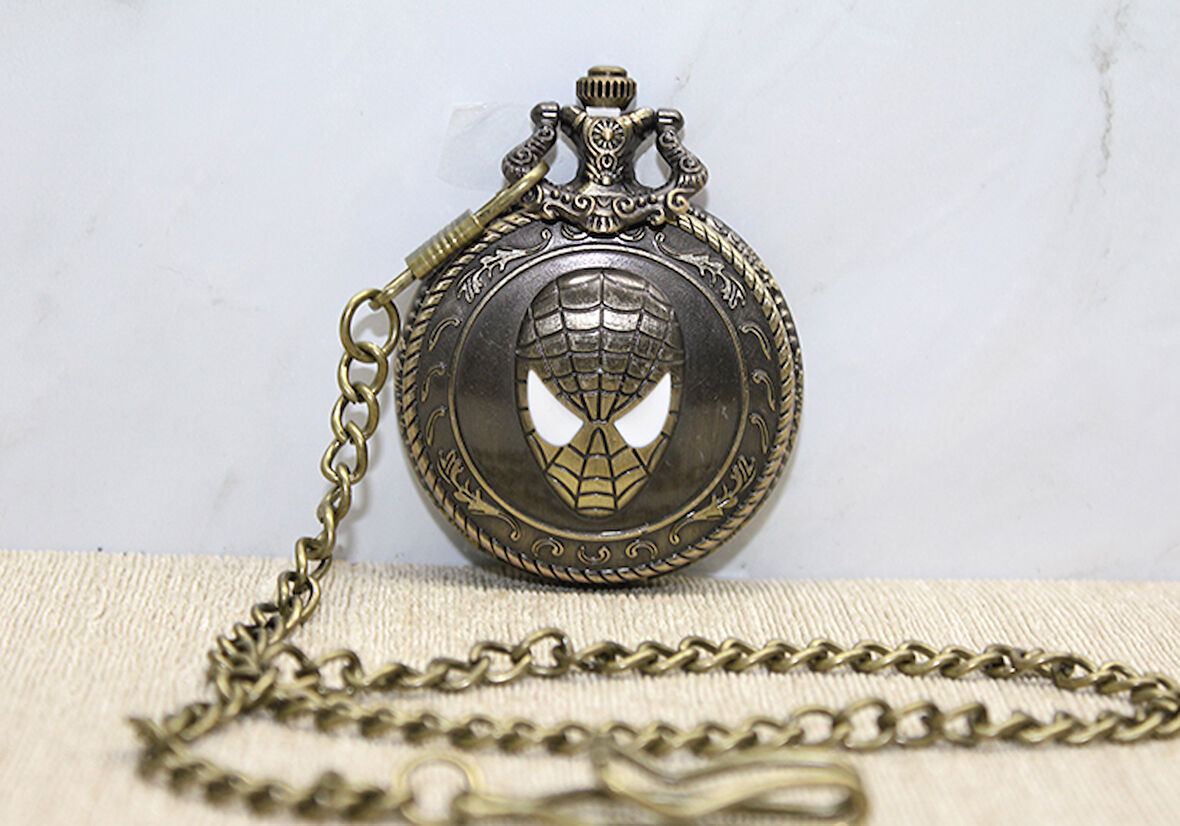 Spiderman Tasarımlı Köstekli Saat Model 2 