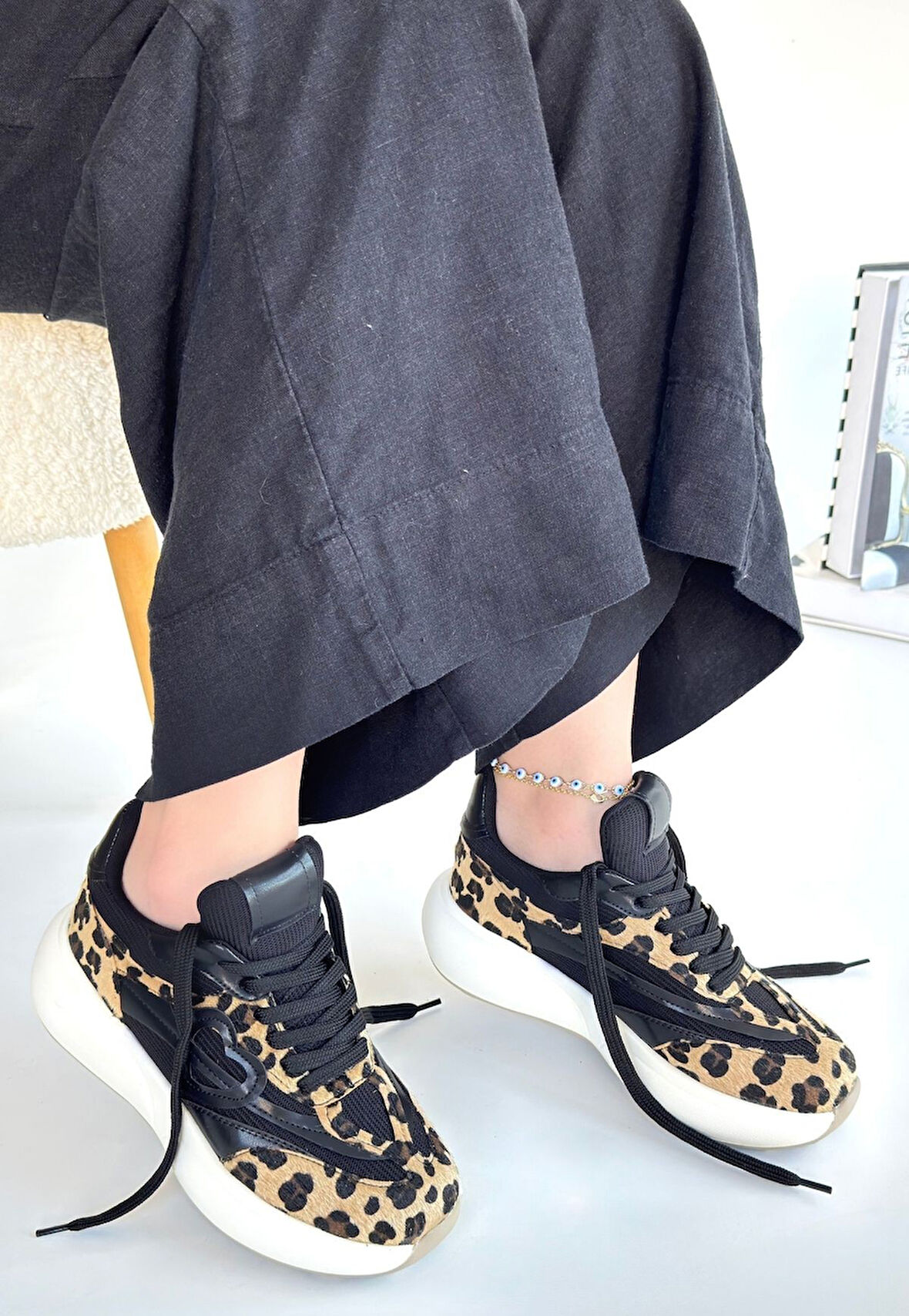 Mark Leopar Süet Bağcıklı Spor Ayakkabı