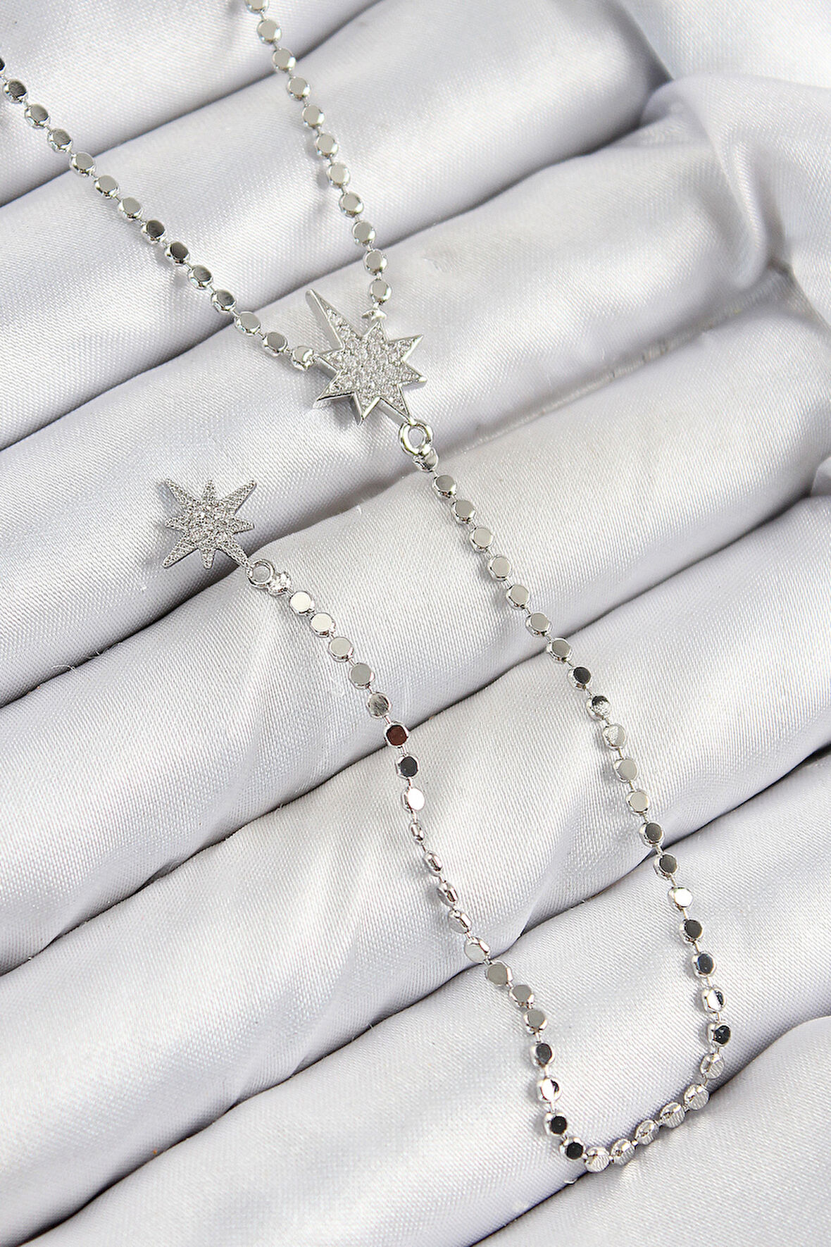 Pirinç Zirkon Taşlı Ezme Zincirli Kutup Yıldızı Model Gümüş Renk Y Kolye