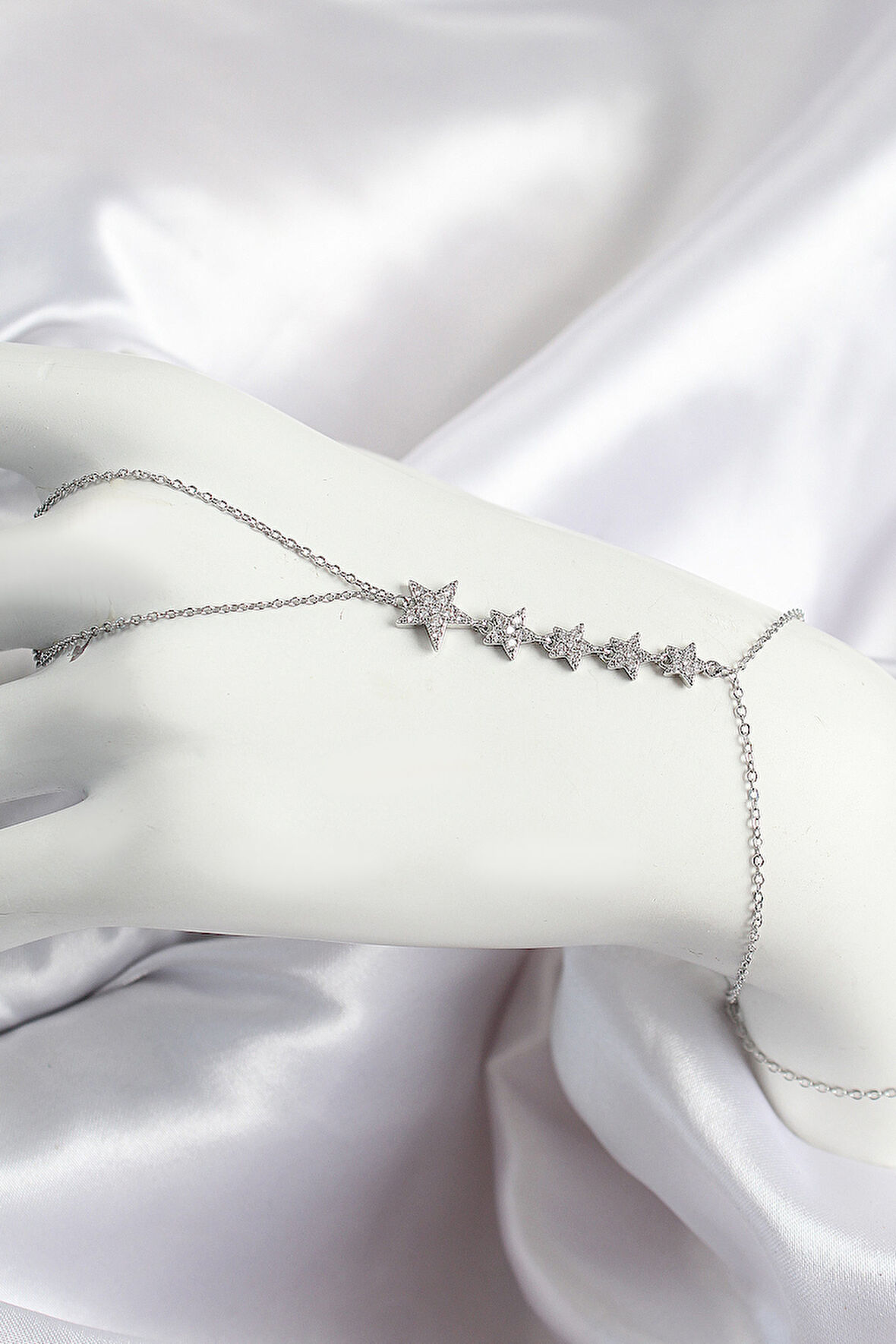 Pirinç Zirkon Taşlı Yıldız Model Gümüş Renk Kadın Şahmeran