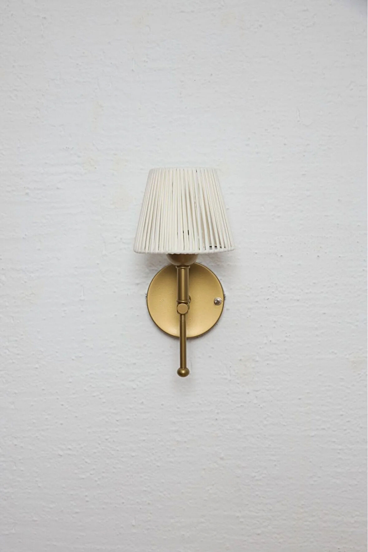 Deri Beyaz Eskitme Gold Kablosuz Pilli Ledli Duvar Aydınlatması Aplik