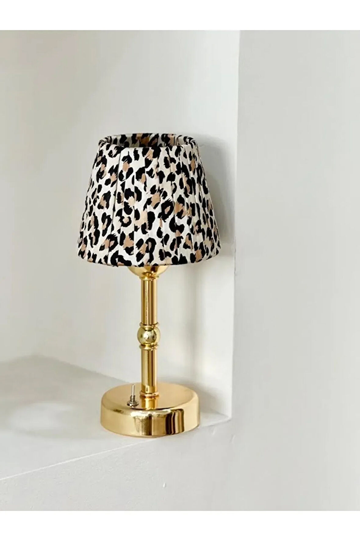 Leopar Pileli Kablosuz Masa Lambası - Uzun Alt Parlak Gold Led Işık
