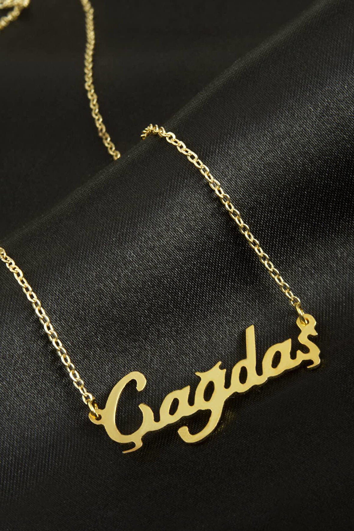 Çağdaş İsimli Kolye (Kişiye Özel)