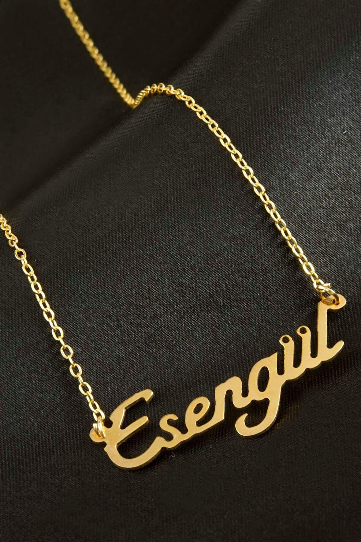 Esengül İsimli Kolye (Kişiye Özel)