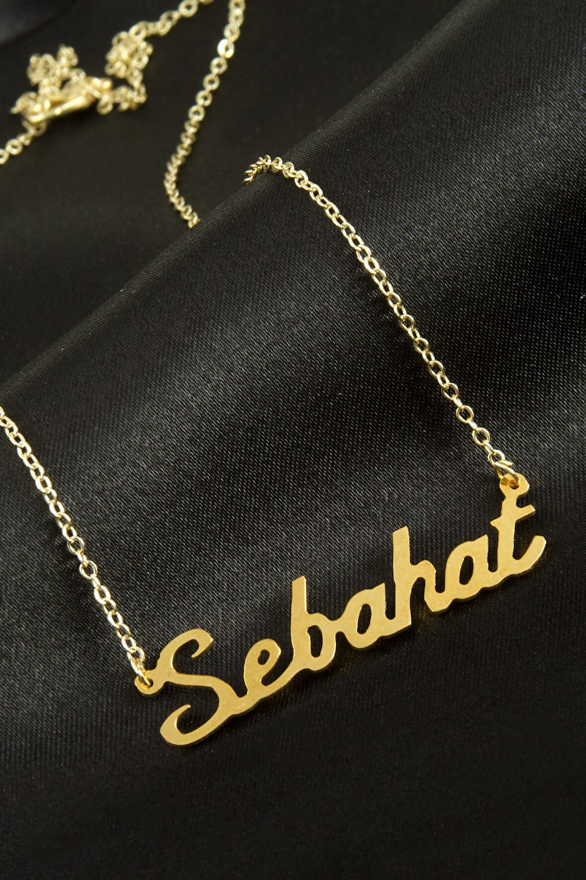 Sebahat İsimli Kolye (Kişiye Özel)