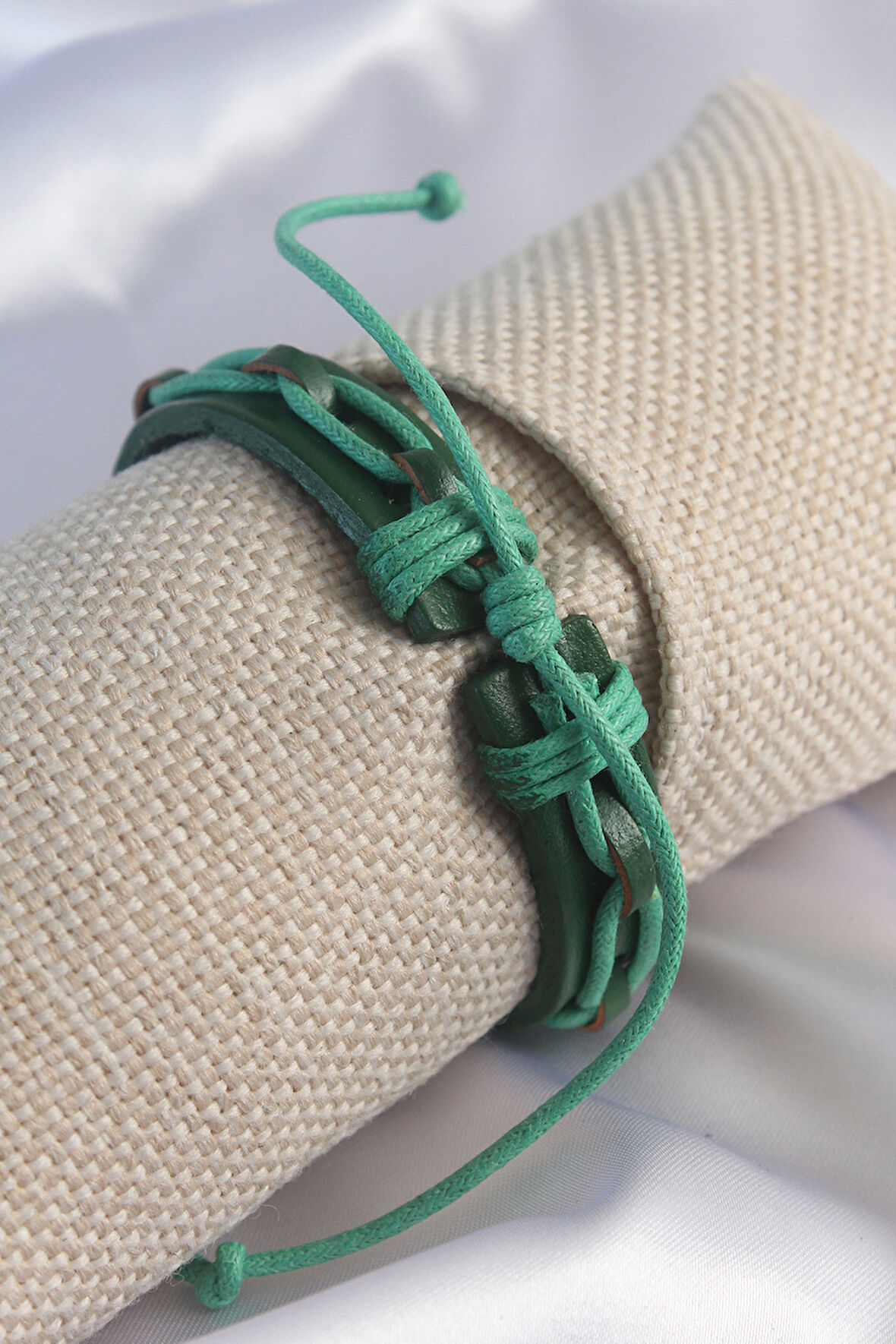  Yeşil Renk Deri İpli Erkek Bileklik