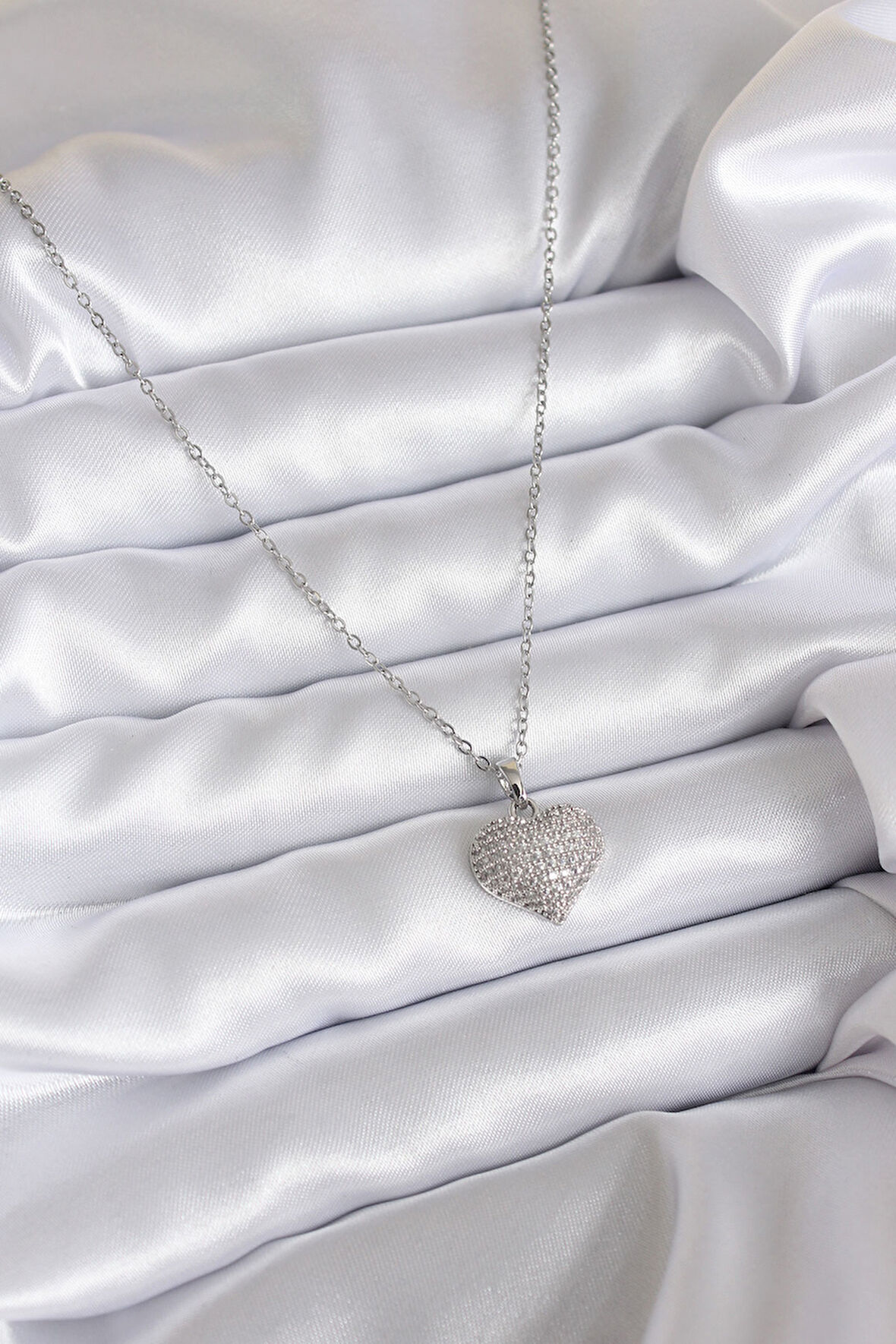  316L Çelik Zincir Gümüş Renk Zirkon Taş Detay Kalp Model Kadın Kolye
