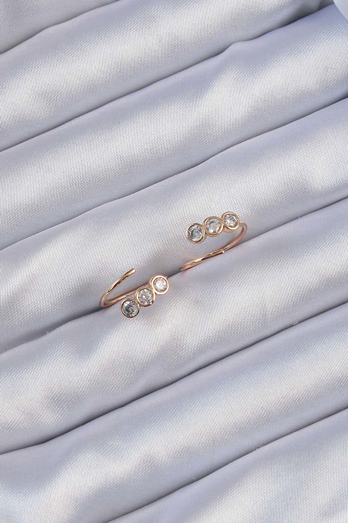  Xuping Rose Renk Zirkon Taşlı Su Yolu Küpe