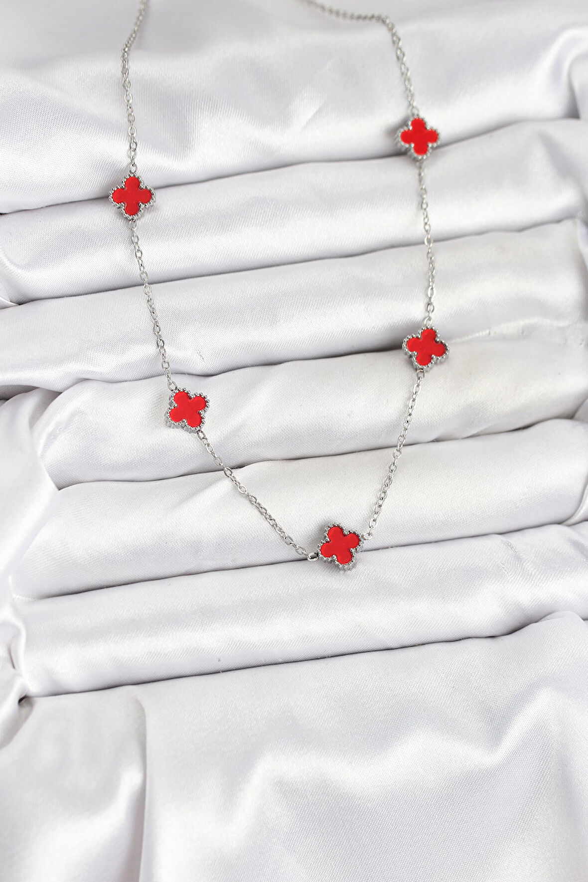  316L Çelik Zincir Gümüş Renk Kırmızı Baby Boy Yonca Kadın Kolye