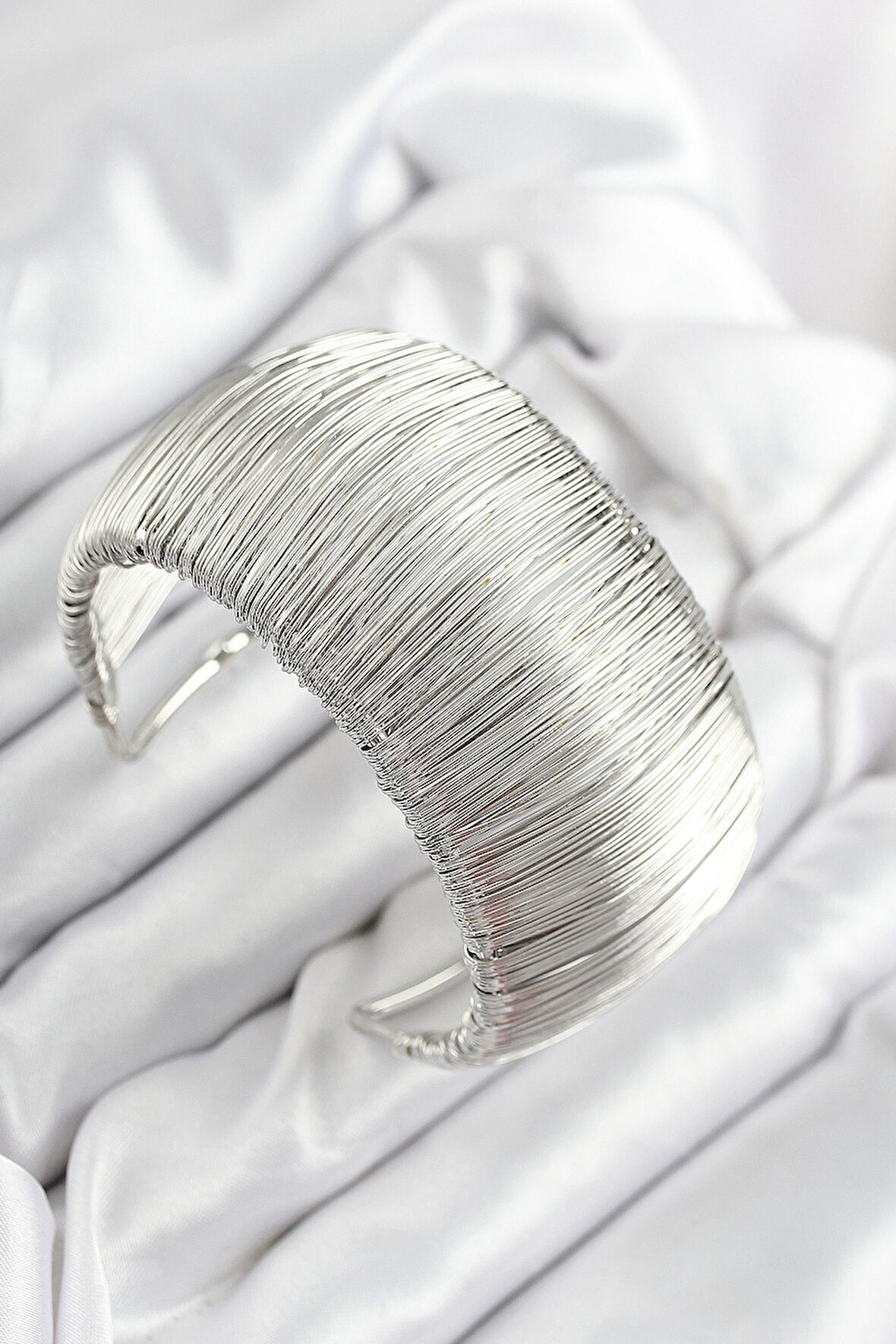  Pirinç Tel Sarma Model Gümüş Renk Kadın Bileklilk