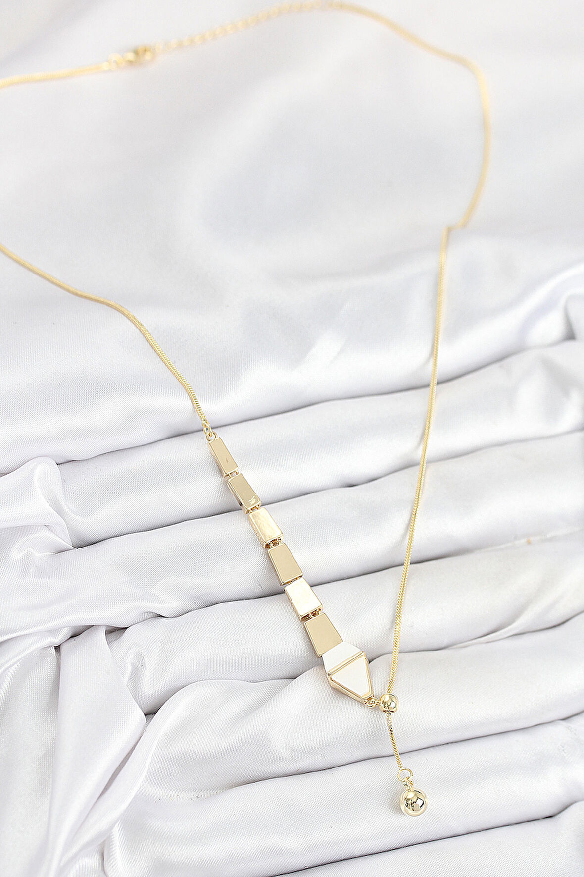  Pirinç Yılan Model Gold Renk Asansörlü Kadın Kolye