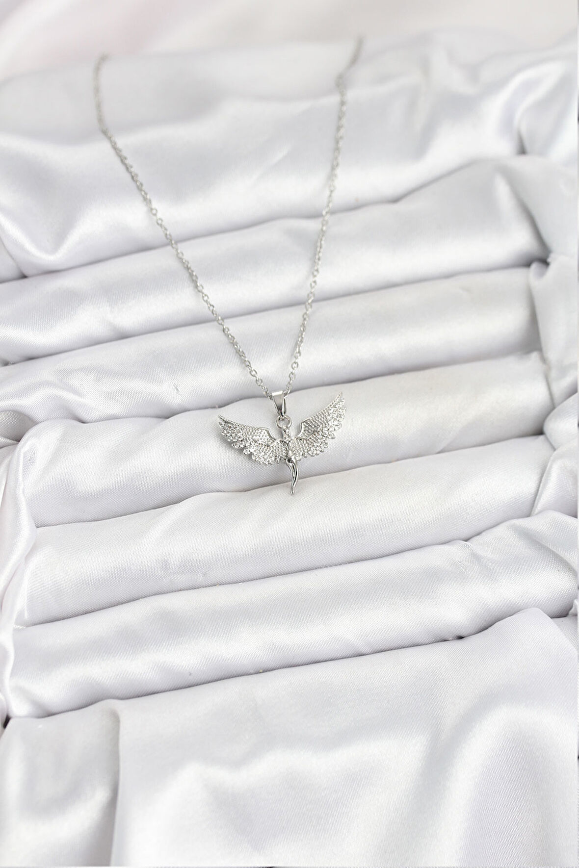  316L Çelik Zincir Gümüş Renk Melek Model Kadın Kolye