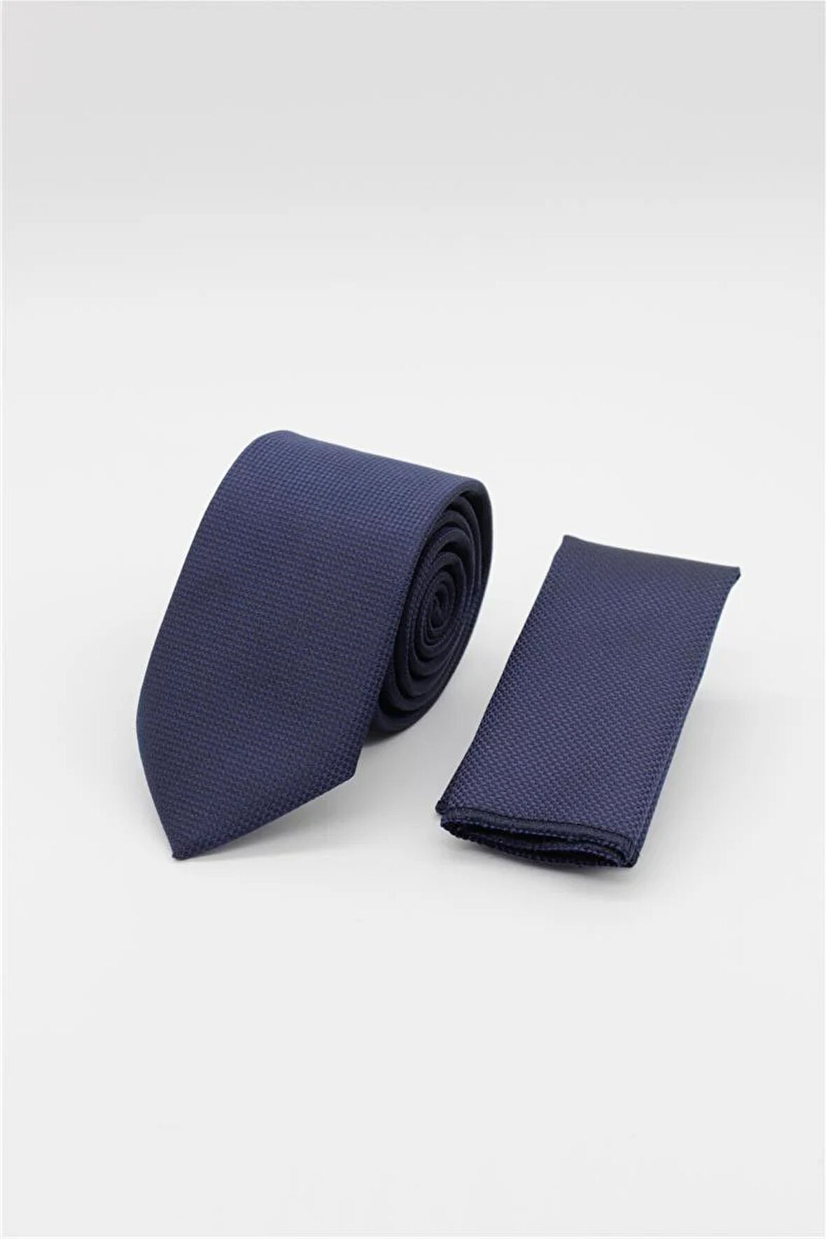 Lacivert Kuş Gözü Desen  6 Cm  Kravat 1090250201