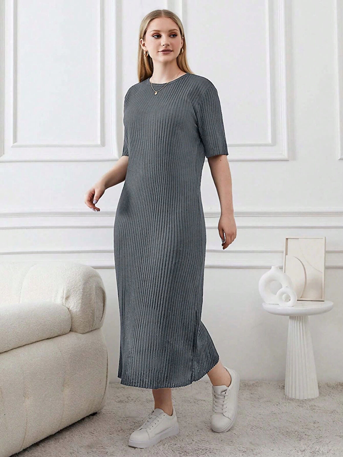 Kadın Büyük Beden Kısa Kollu Yırtmaç Detaylı Kaşkorse Elbise