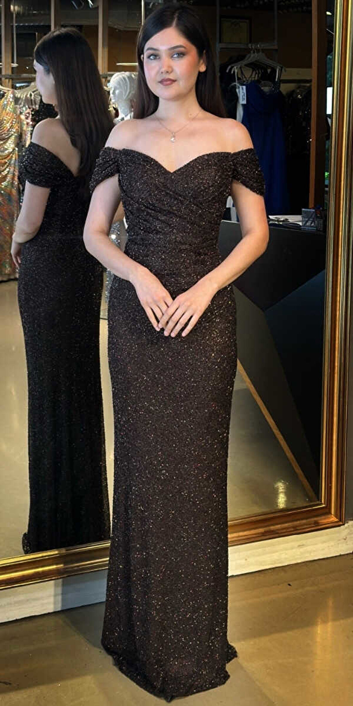 Kahverengi Madonna Yaka Düz Kesim Pullu Boncuklu Uzun Abiye Elbise 11023