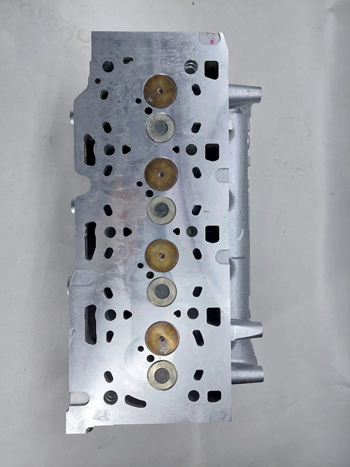 Silindir Kapağı Renault Fluence Megane 3 Laguna 3 Dacia Duster 1.5 Dci 110 Bg Euro 5 K9K 110410442R MAİS