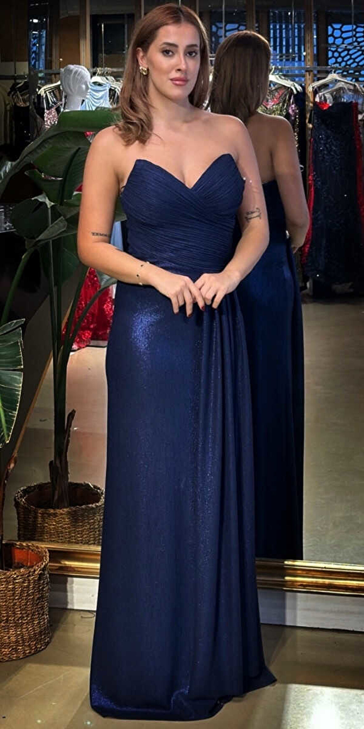 Lacivert Straplez Yaka Göğüs Dekolteli  Düz Kesim Likralı Uzun Abiye Elbise 11083