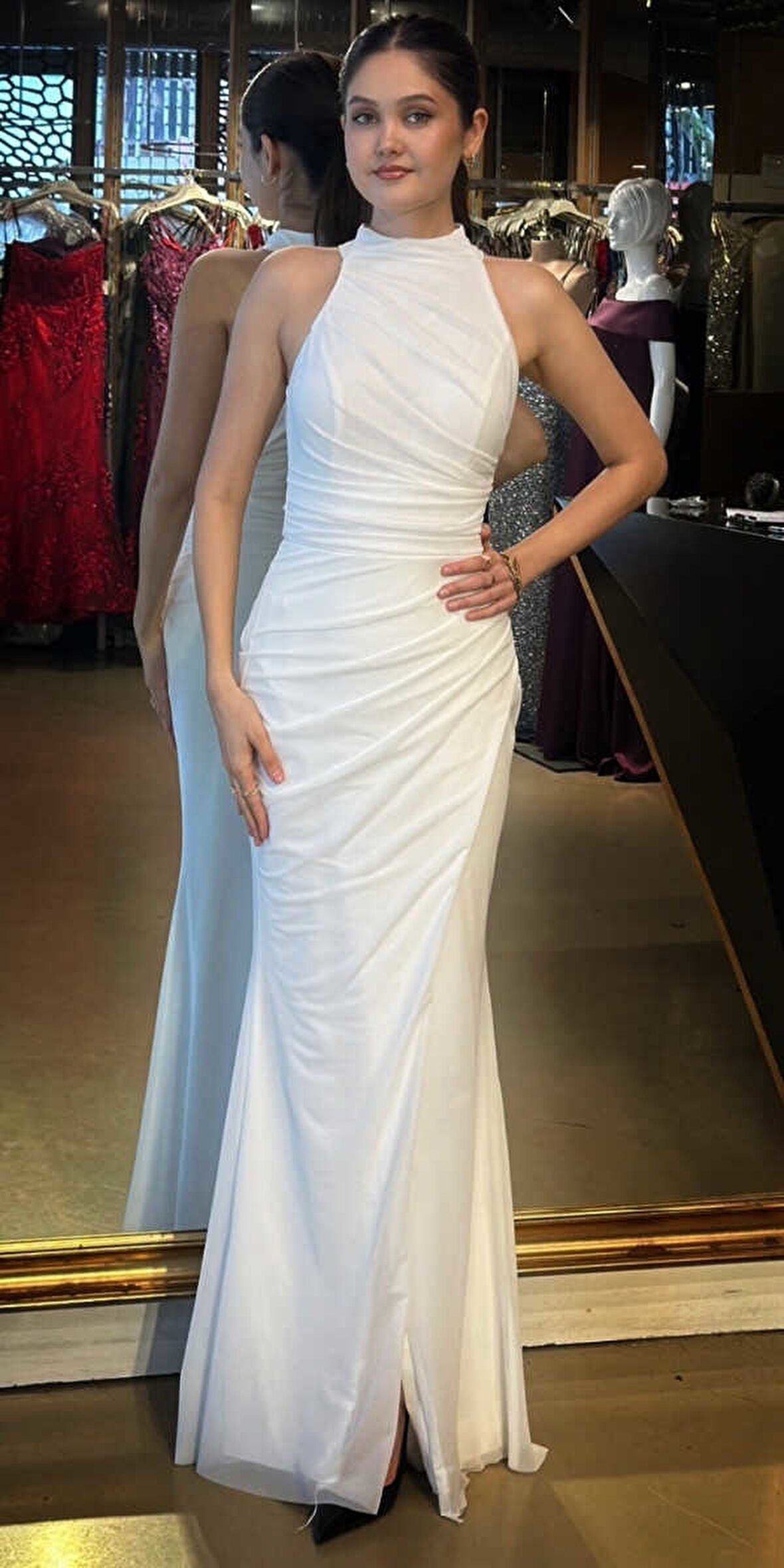 Beyaz Stefanel Yaka Yırtmaçlı Düz Kesim Tül Uzun Abiye Elbise 11084