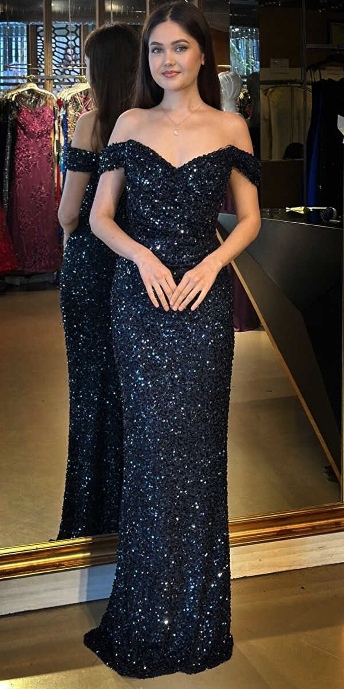 Lacivert Madonna Yaka Düz Kesim Payet Uzun Abiye Elbise 11085