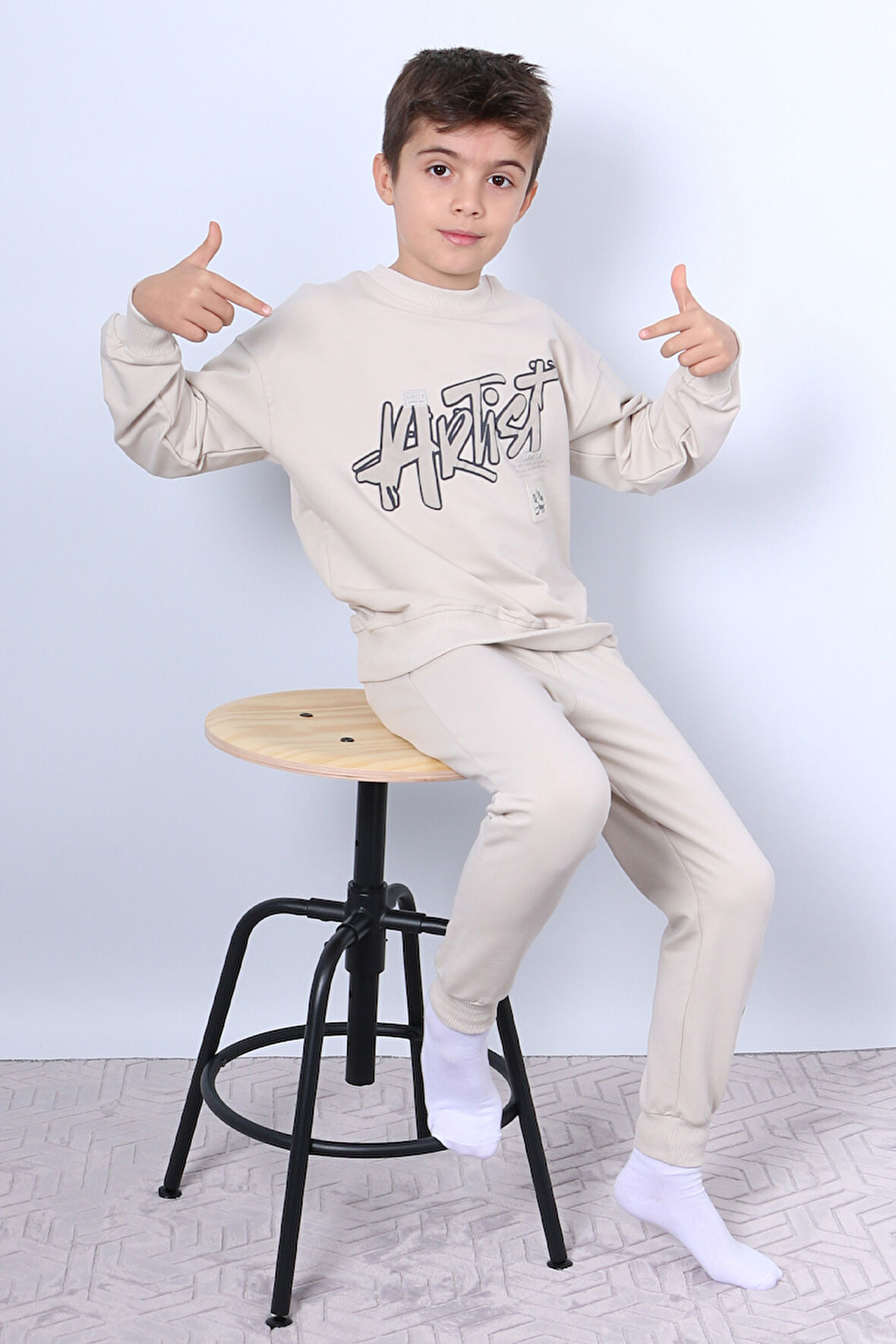 ERKEK ÇOCUK EŞOFMAN TAKIMI KABARTMA ARTİST BASKILI RİBANALI F1