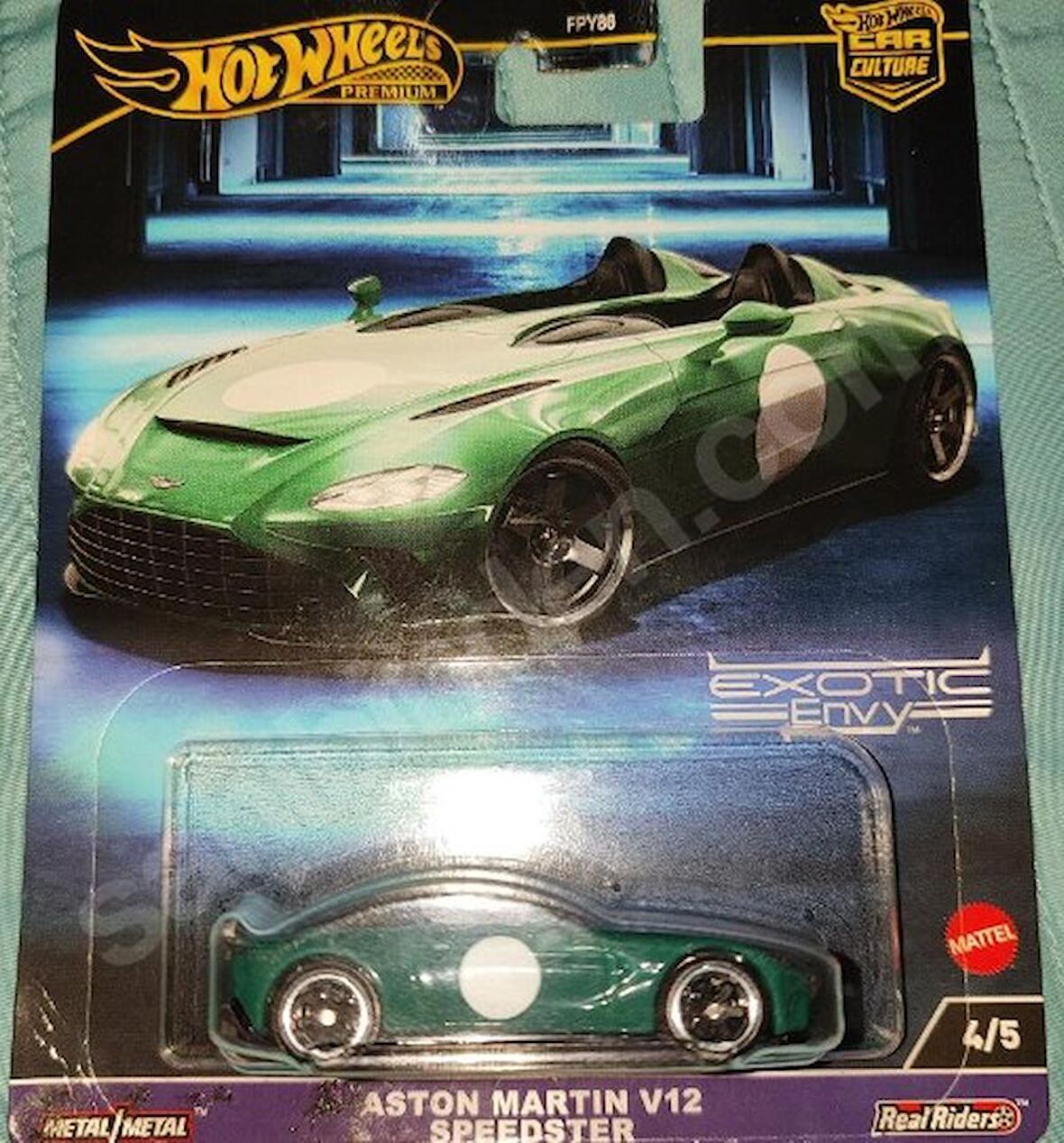 HOT WHEELS Exotic Envy Aston Martin V12 Speedster