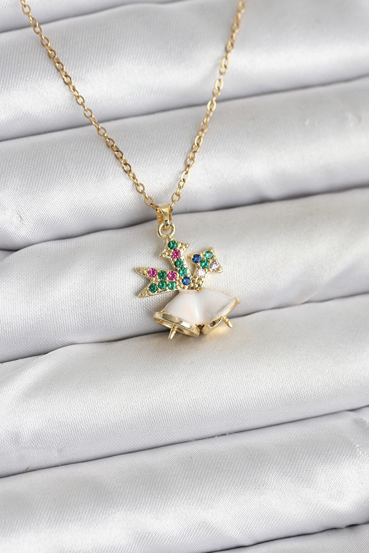 316L Çelik Zincir Gold Renk Chirtsmas Bell Model Yılbaşı Temalı Kadın Kolye