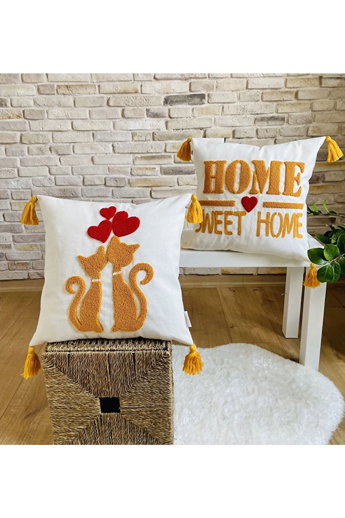 Swita Home Punch Işlemeli 2'li Dekoratif Özel Tasarım Kırlent Kılıfı (PANÇ)